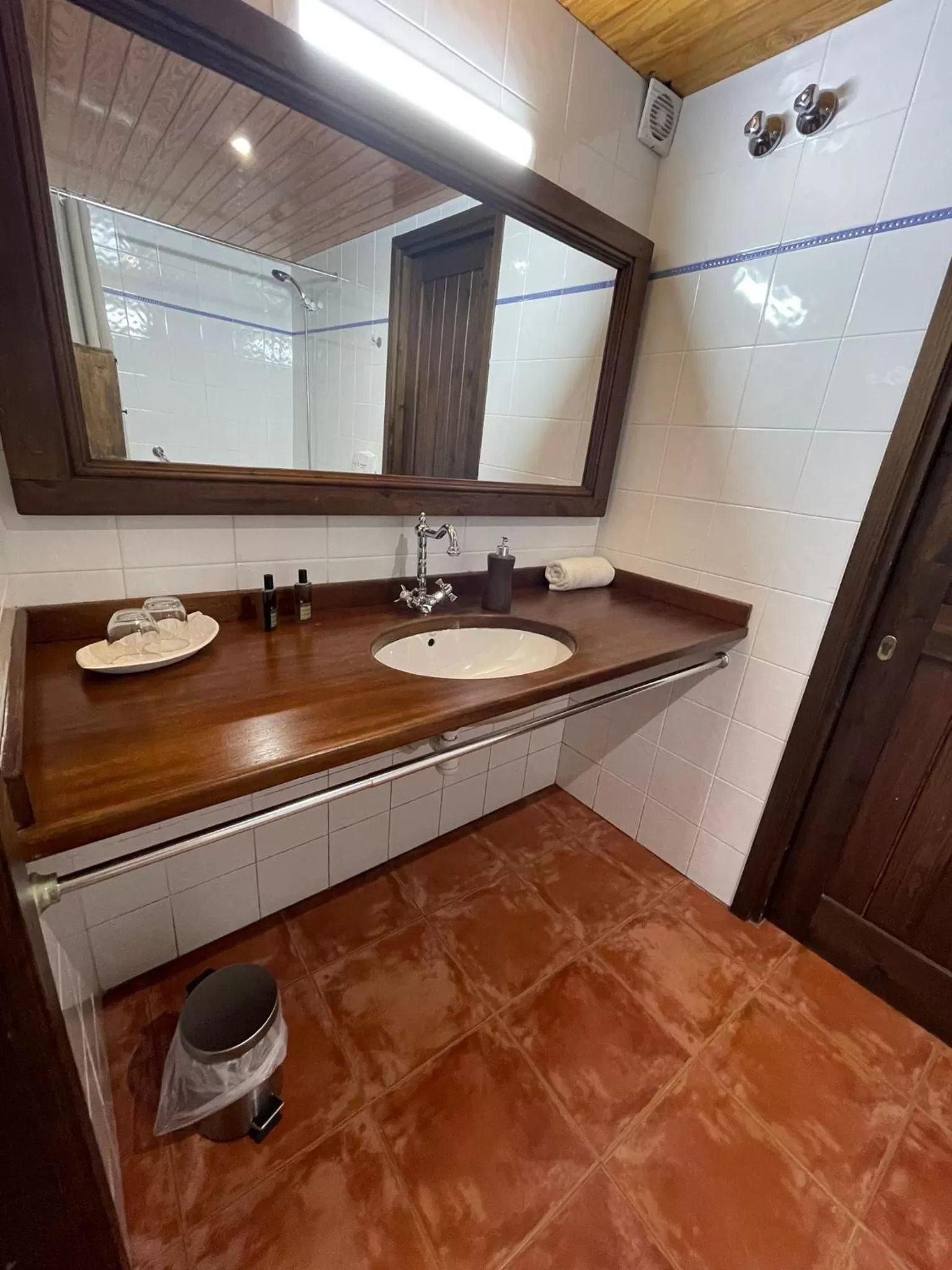 Bathroom in Hotel Cruells