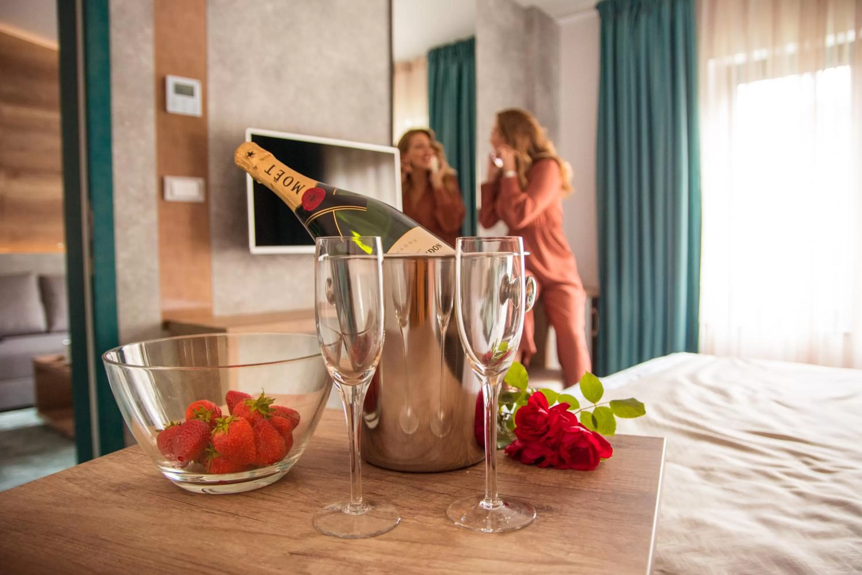 People, Bed in Hotel Nota