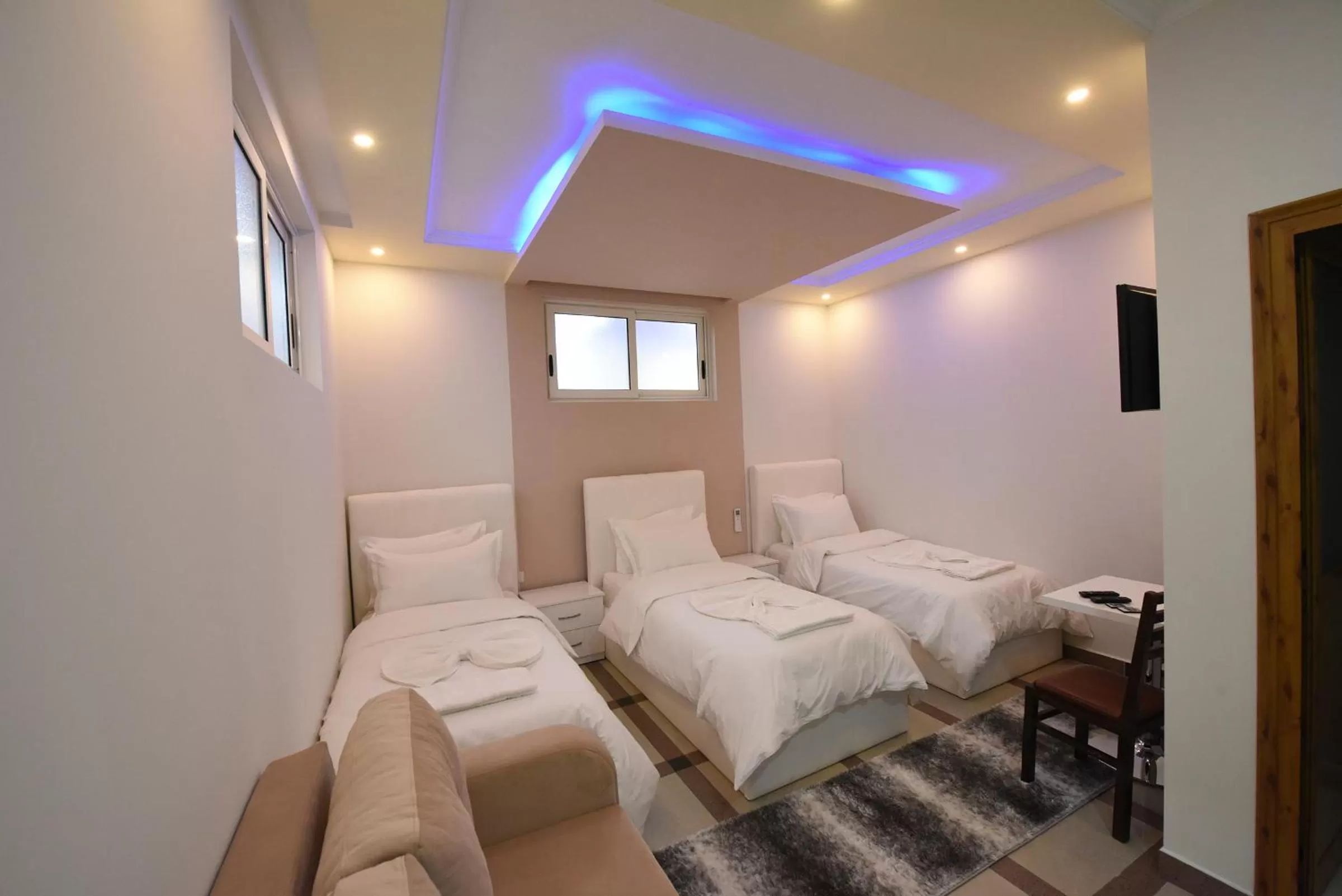 Bed in Buna Park Hotel