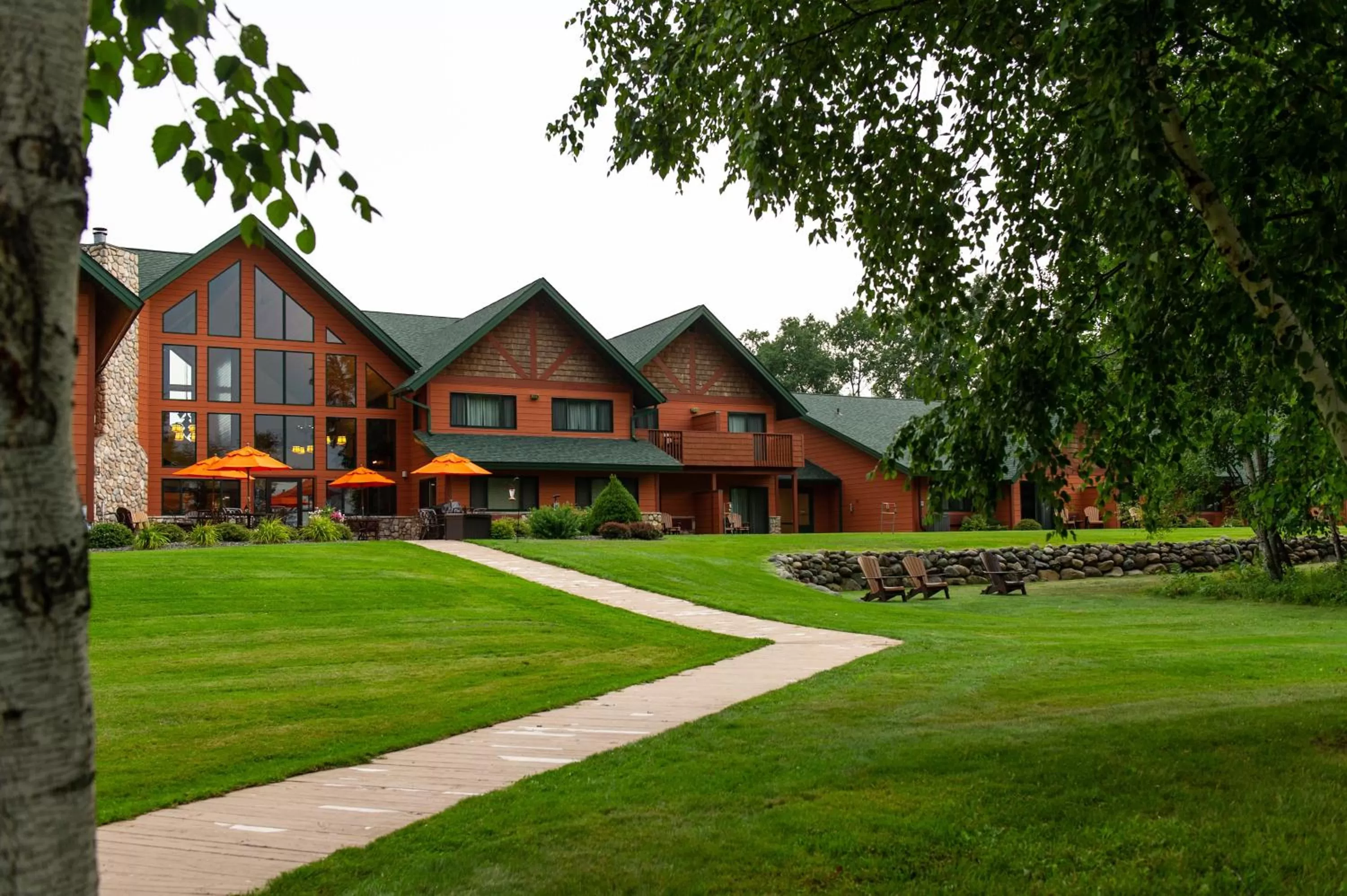 Property building in Holiday Inn Express & Suites Hayward by IHG