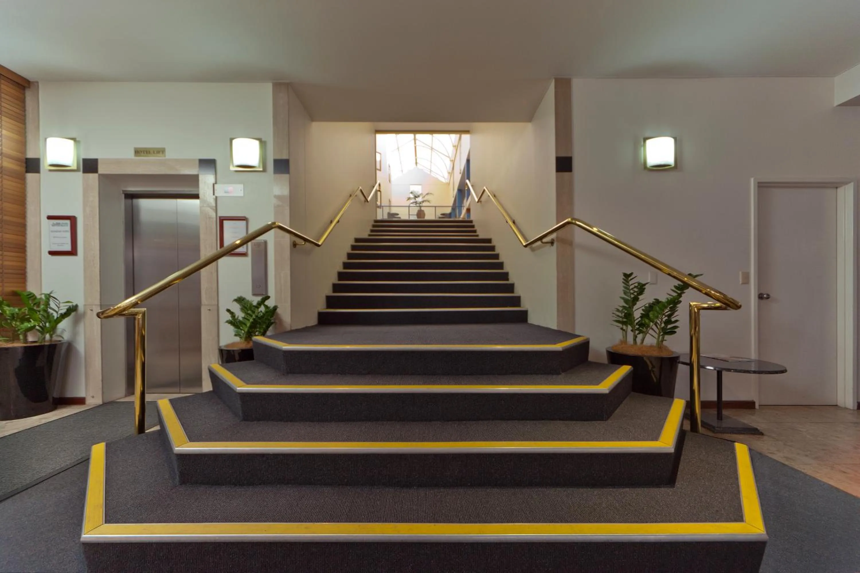 Lobby or reception in Madison Capital Executive Apartments