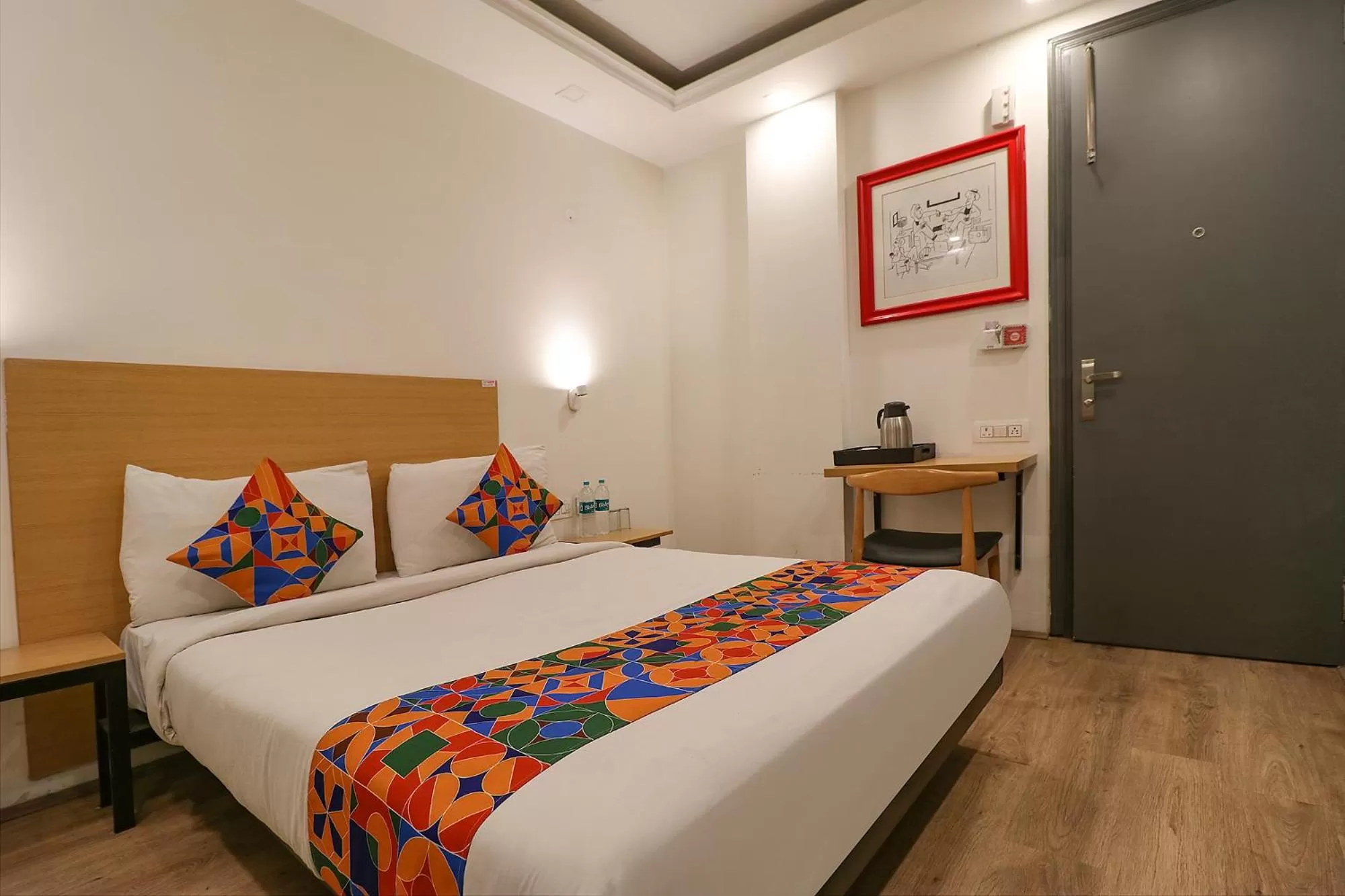 Bedroom, Bed in FabHotel The Chaitanyas Rohini sec 18