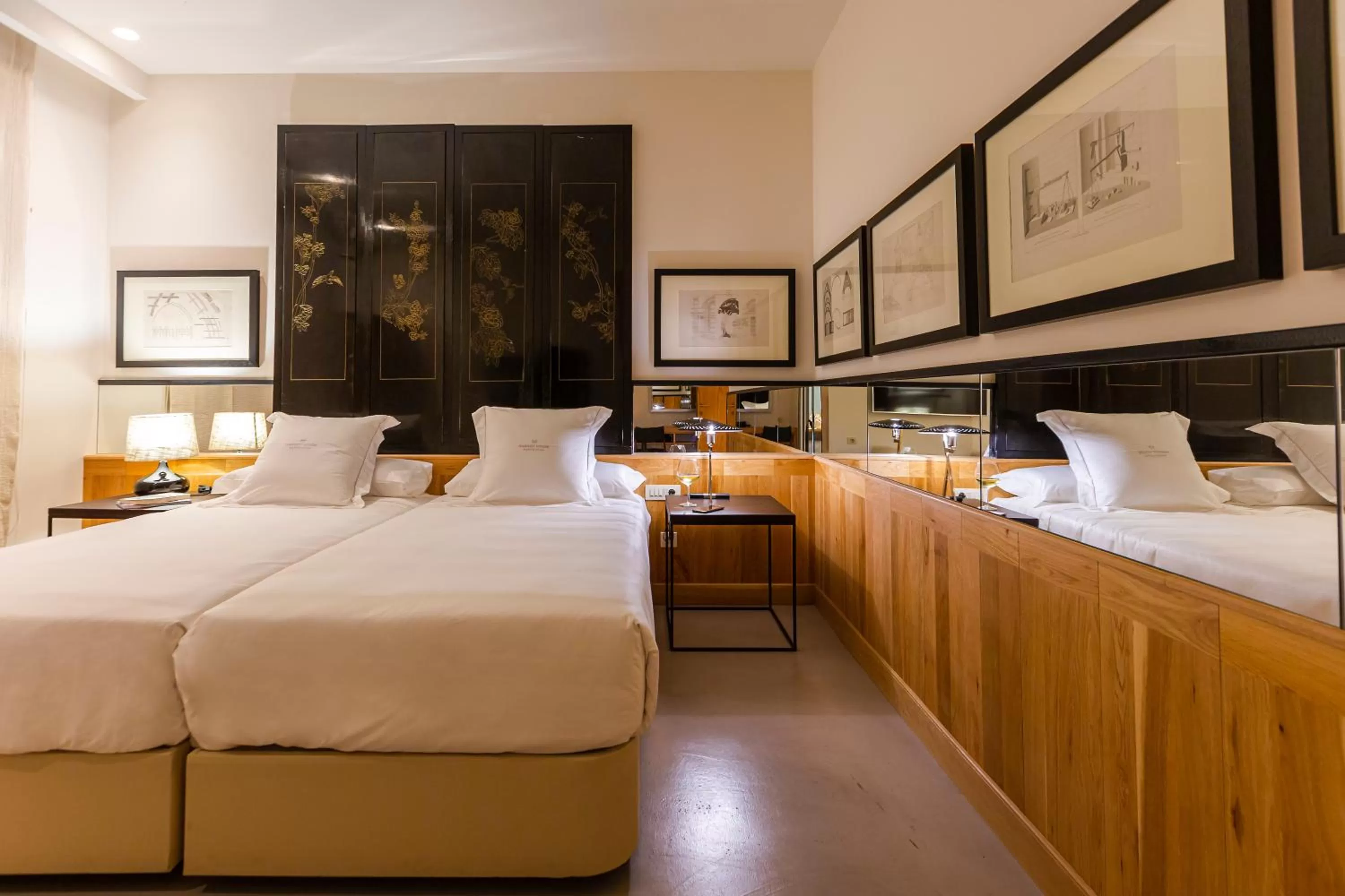 Photo of the whole room, Bed in Hotel Margot House Barcelona