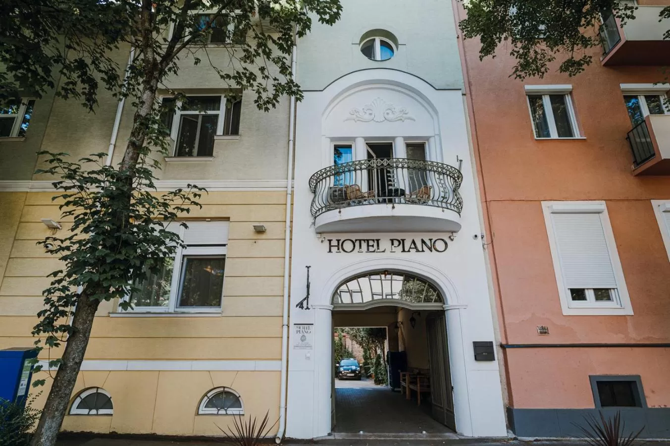 Property building in Hotel Piano