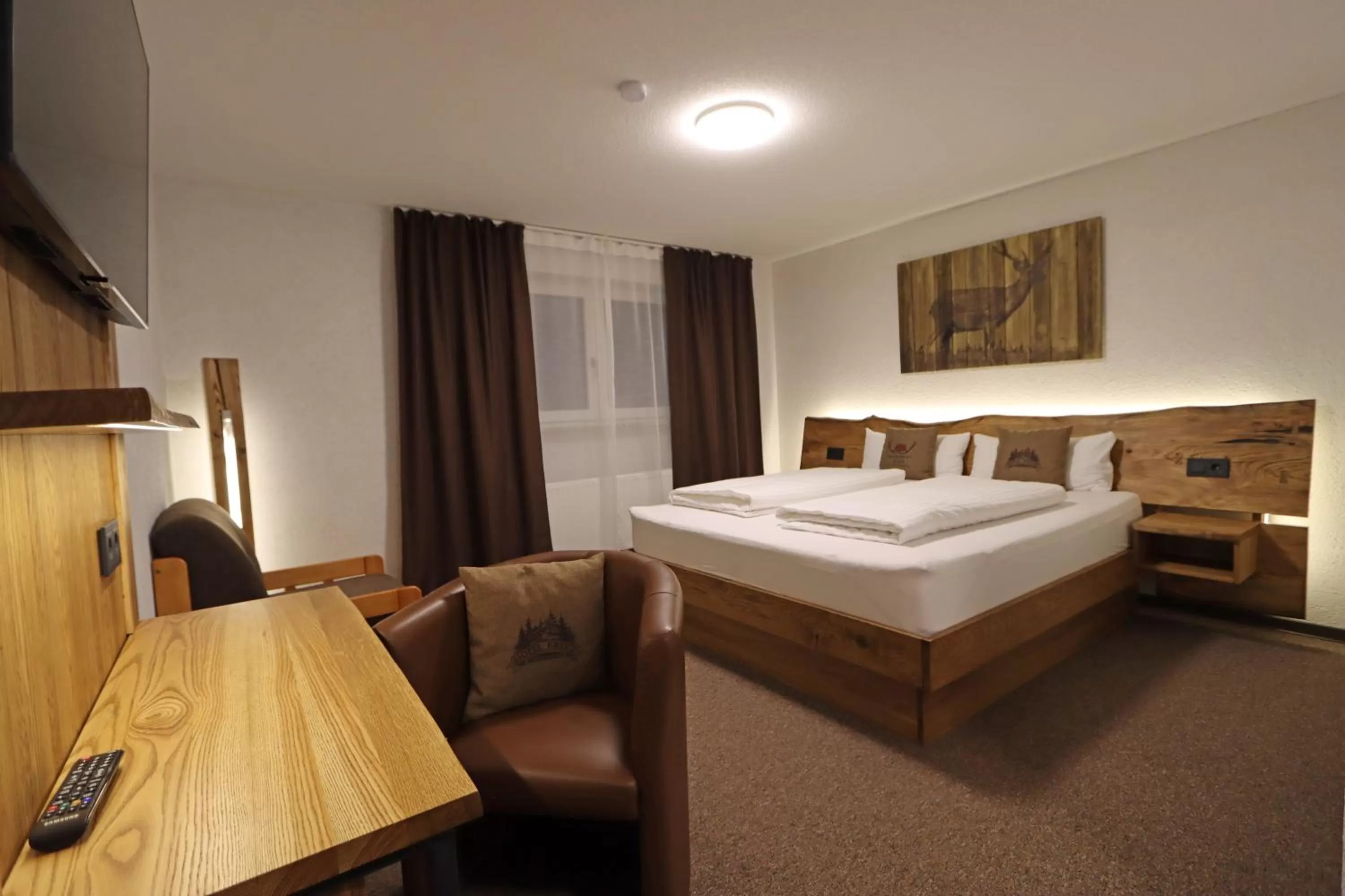 TV and multimedia in Hotel Kreuz Höhengasthof