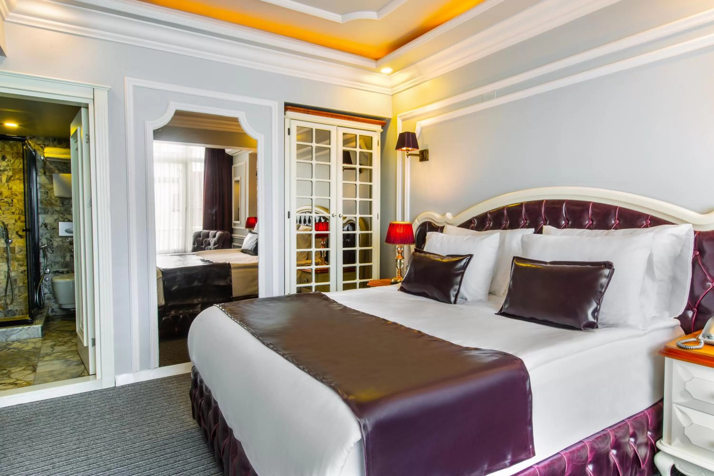 Bed in Andalouse Otel