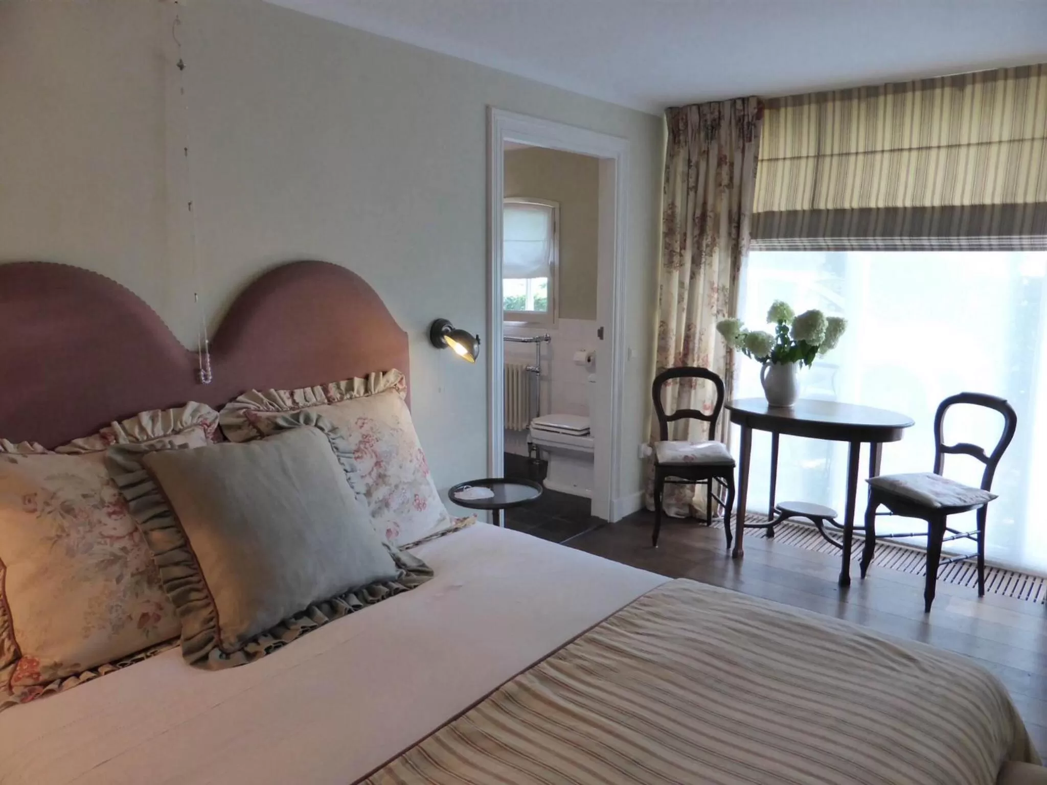 Decorative detail in Landrop Bed & Breakfast