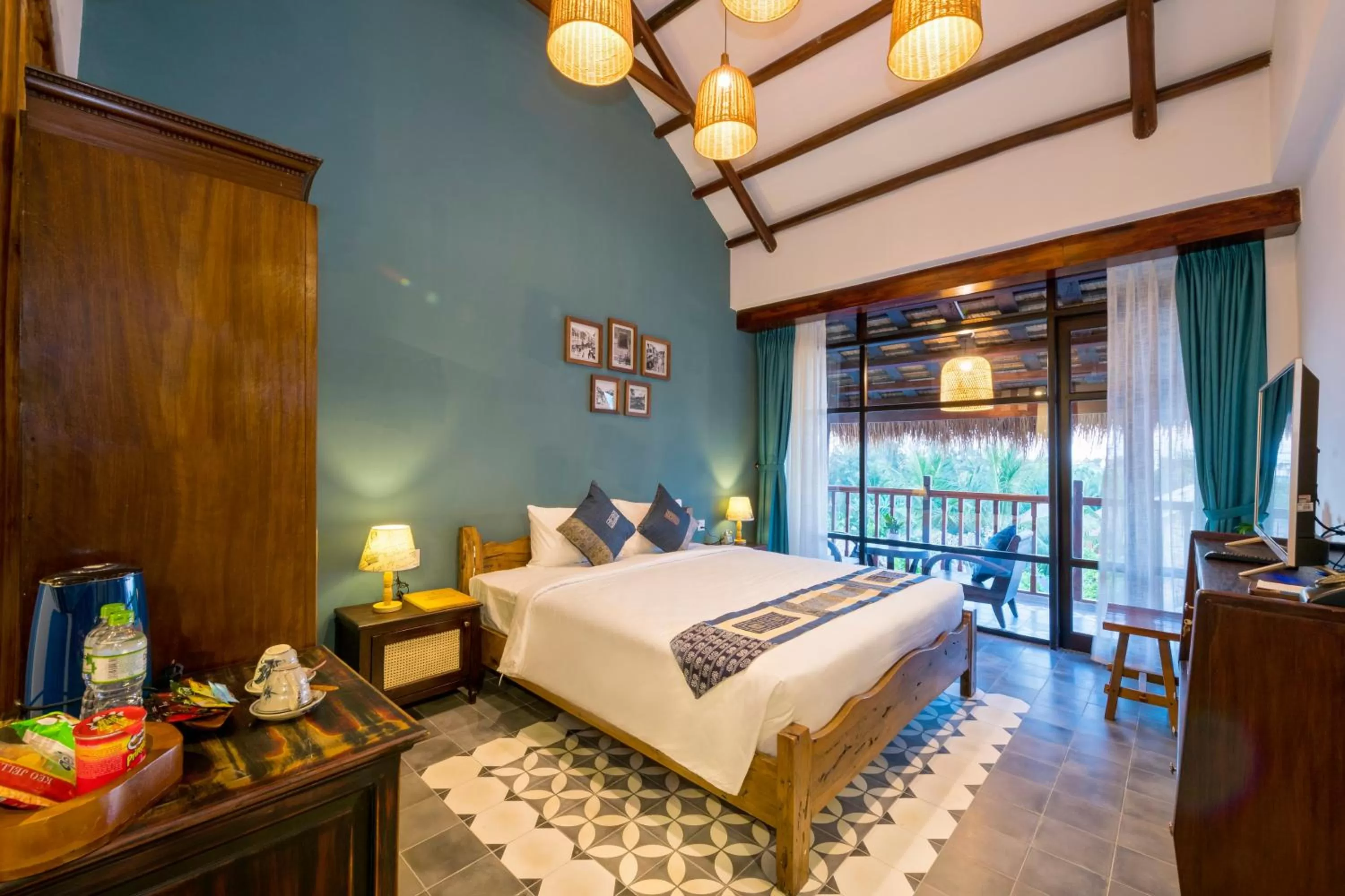 Bed in Zest Resort & Spa Hoi An