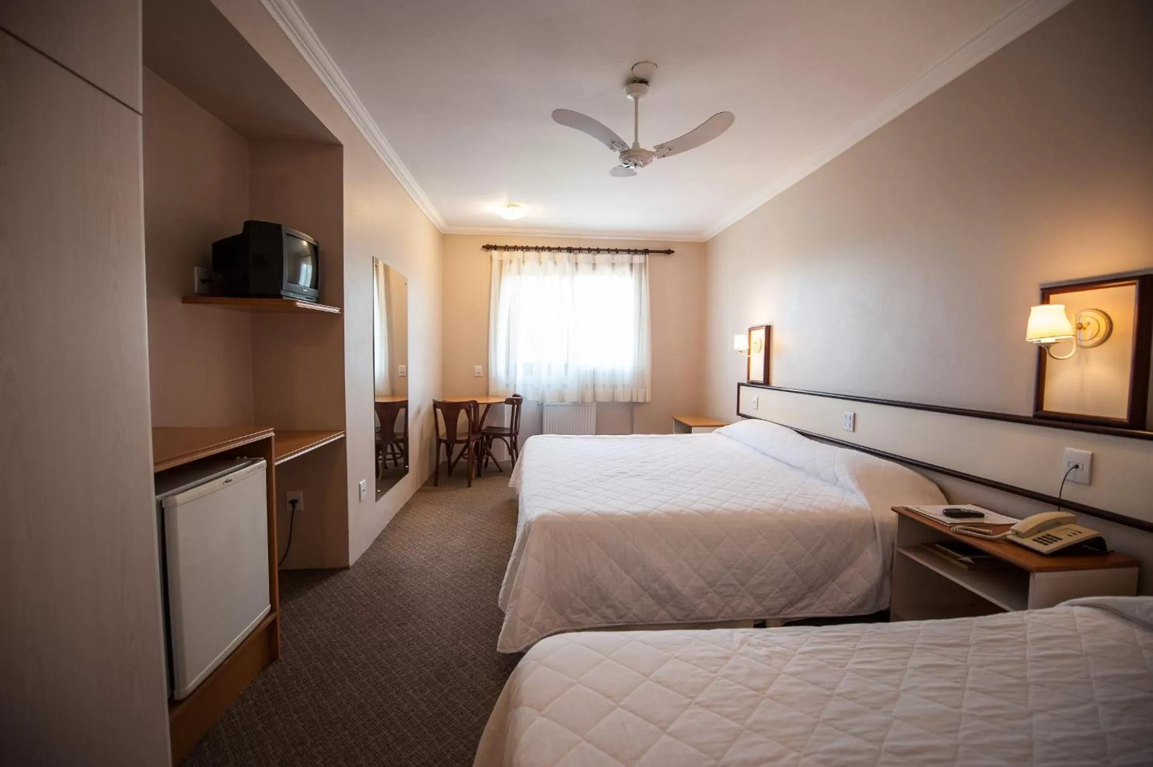 Bed in Farina Park Hotel