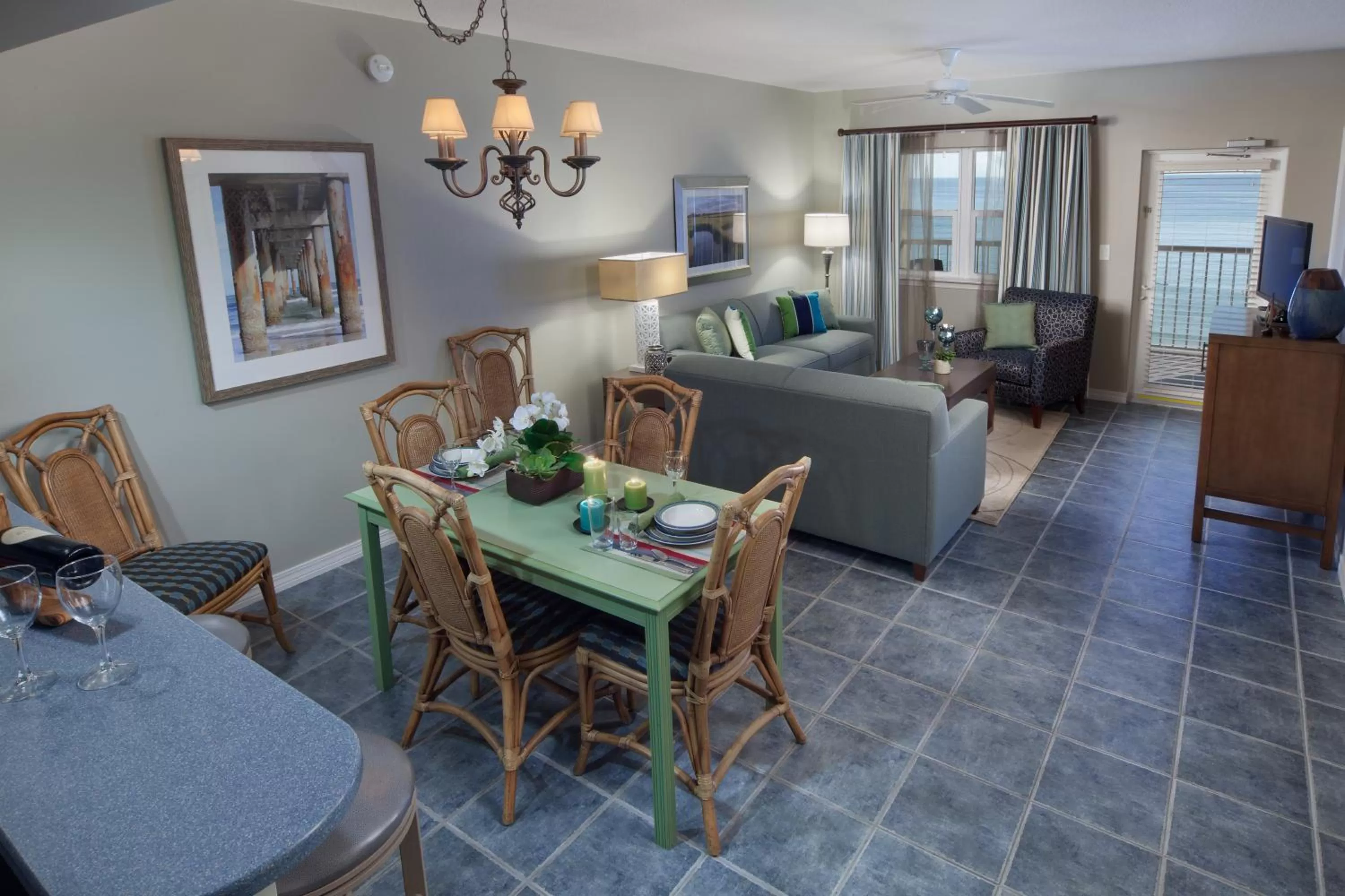 Photo of the whole room in Holiday Inn Club Vacations Panama City Beach Resort