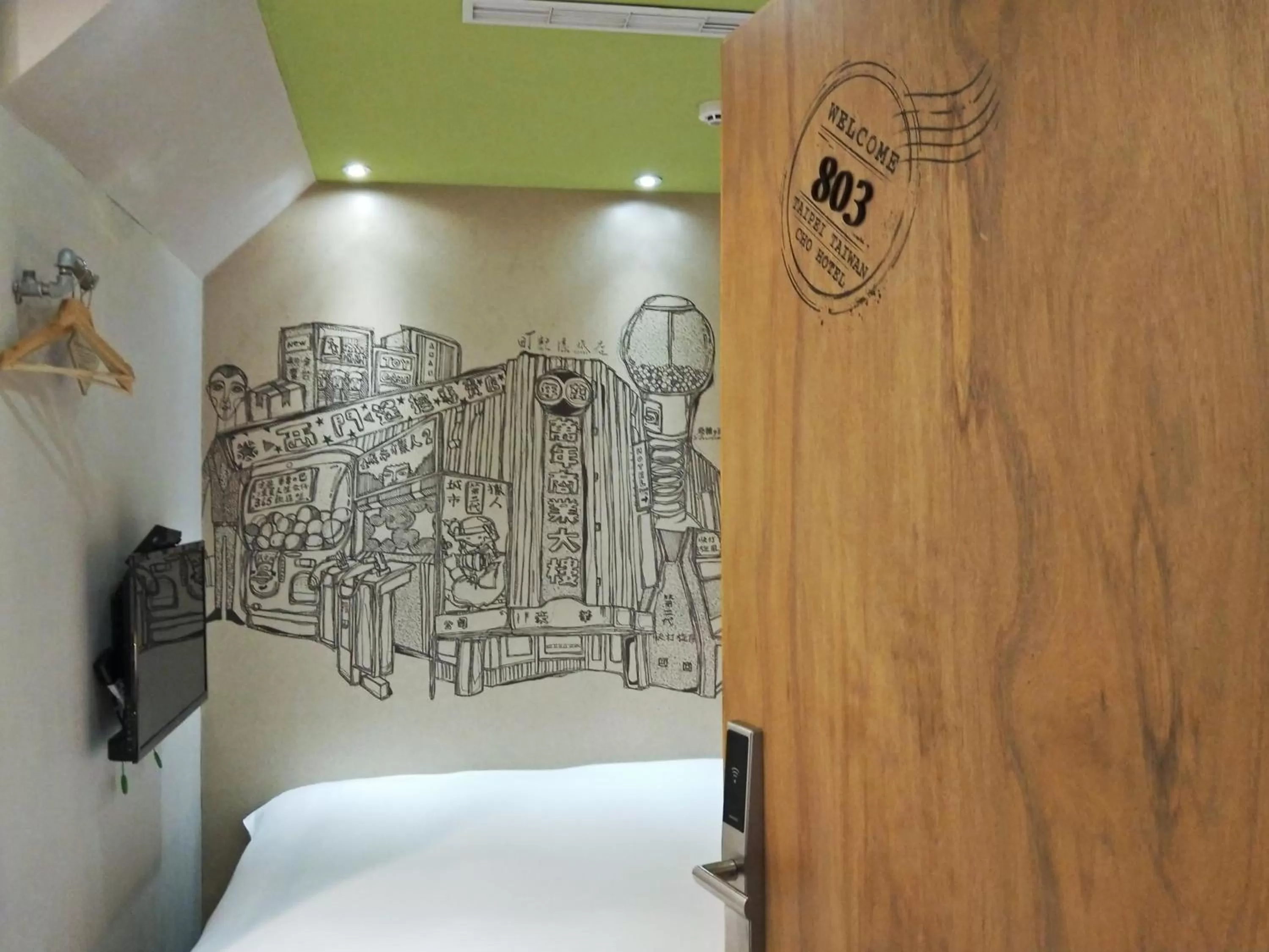 Photo of the whole room, Bed in Cho Hotel