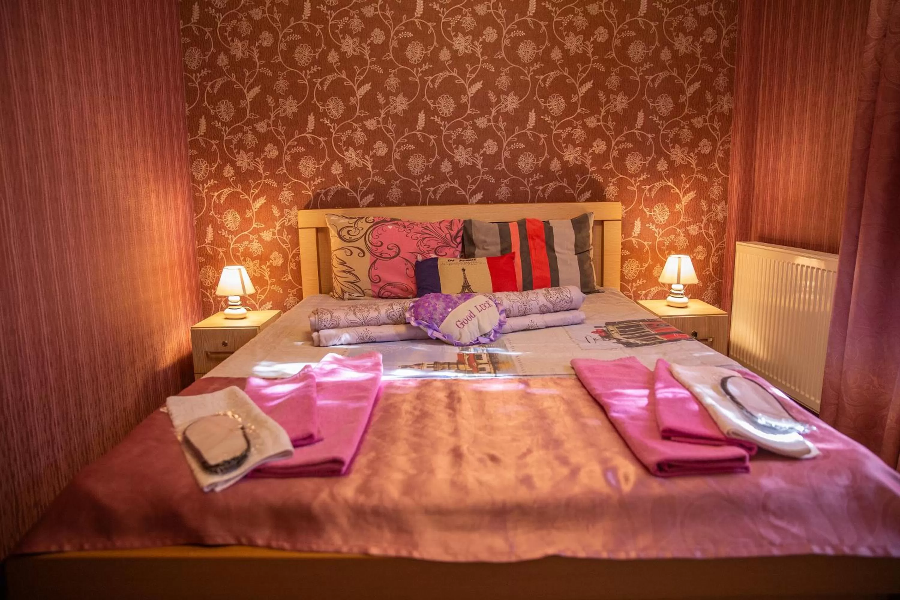 Bedroom, Bed in Family Hotel Kolorit Old Tbilisi