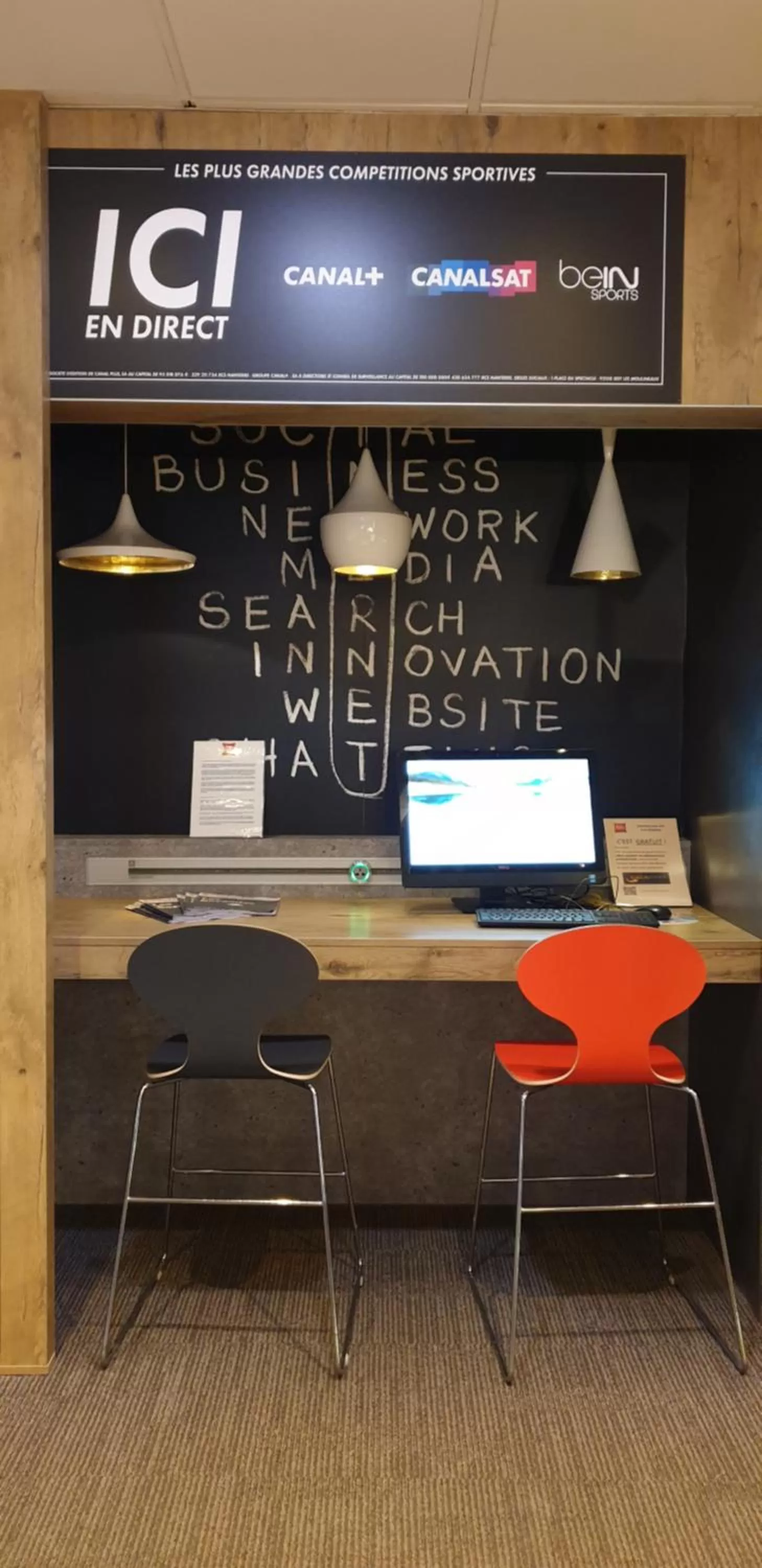 Lounge or bar in ibis Europe Chalon Sur Saone