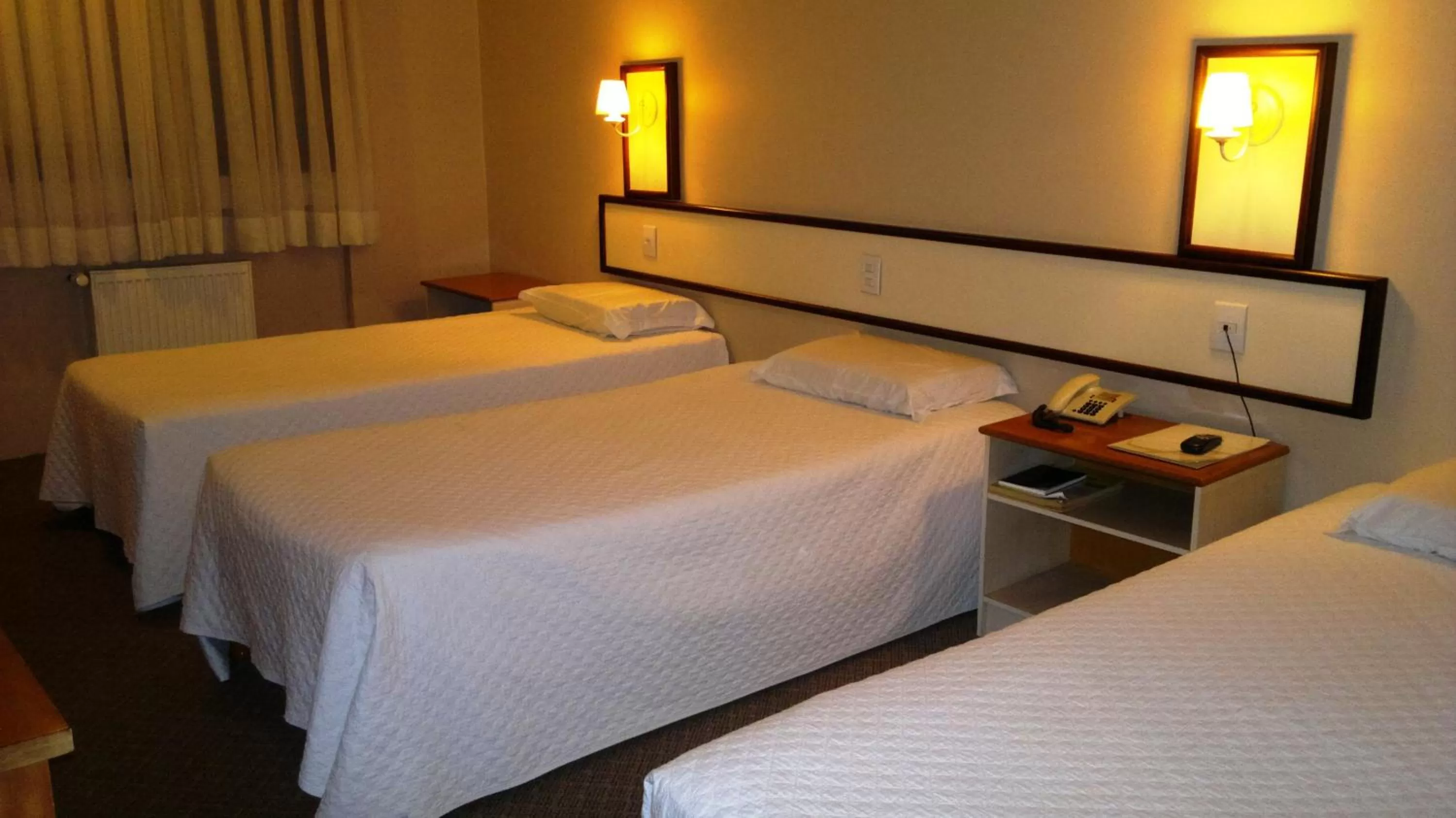 Photo of the whole room, Bed in Farina Park Hotel