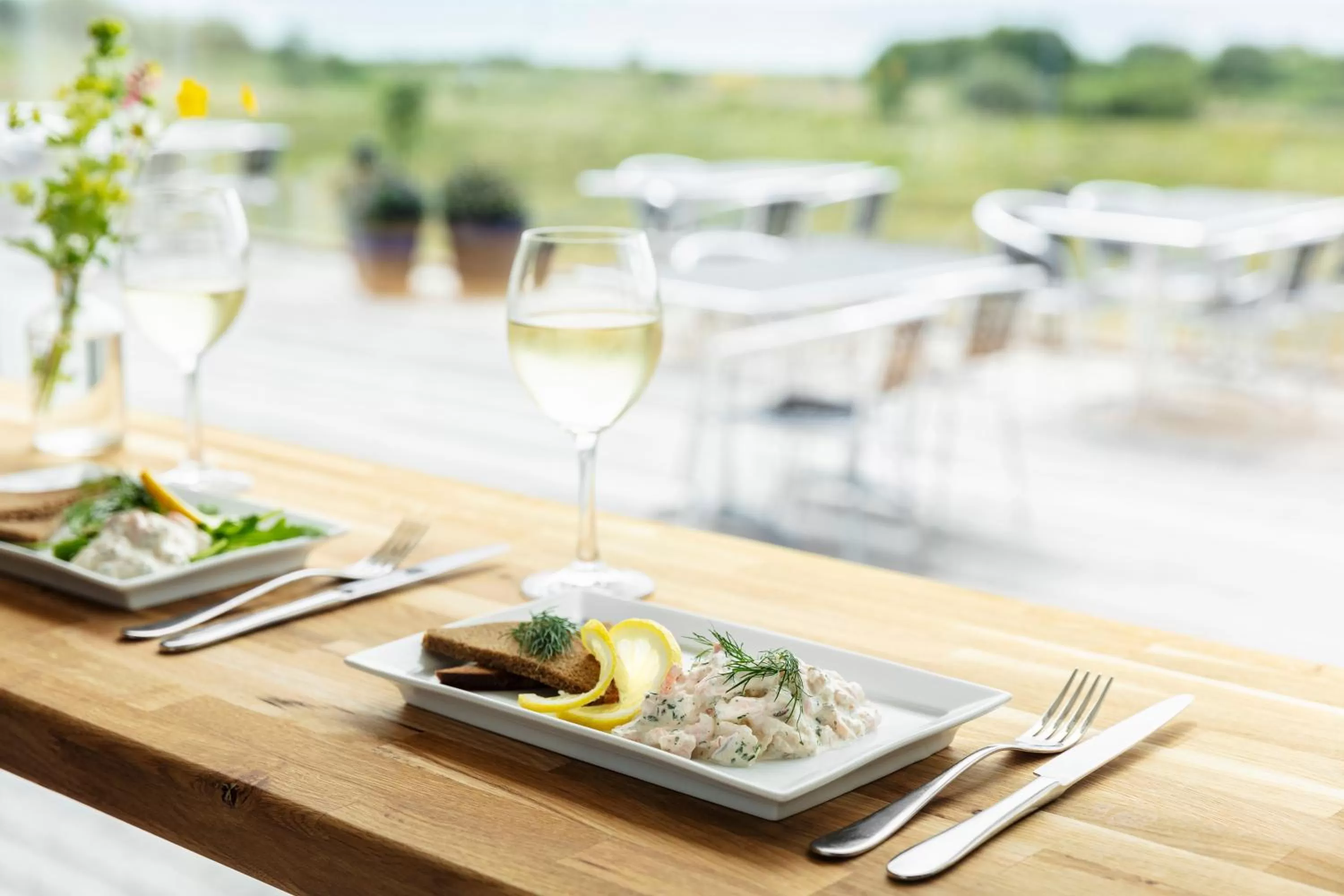 Restaurant/places to eat in Sundsgården hotell & konferens