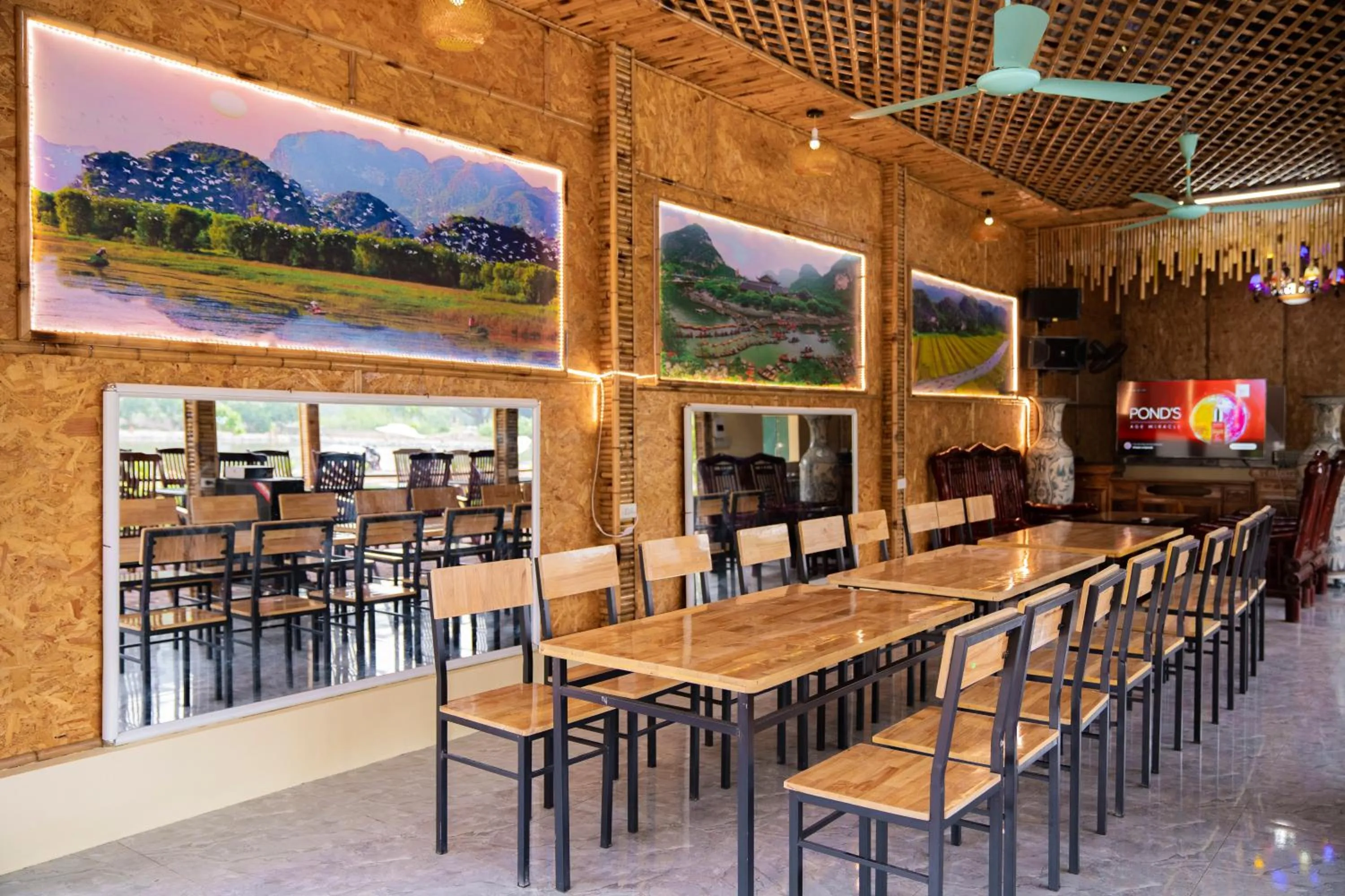 Restaurant/places to eat in Tam Coc Cat Luong Homestay