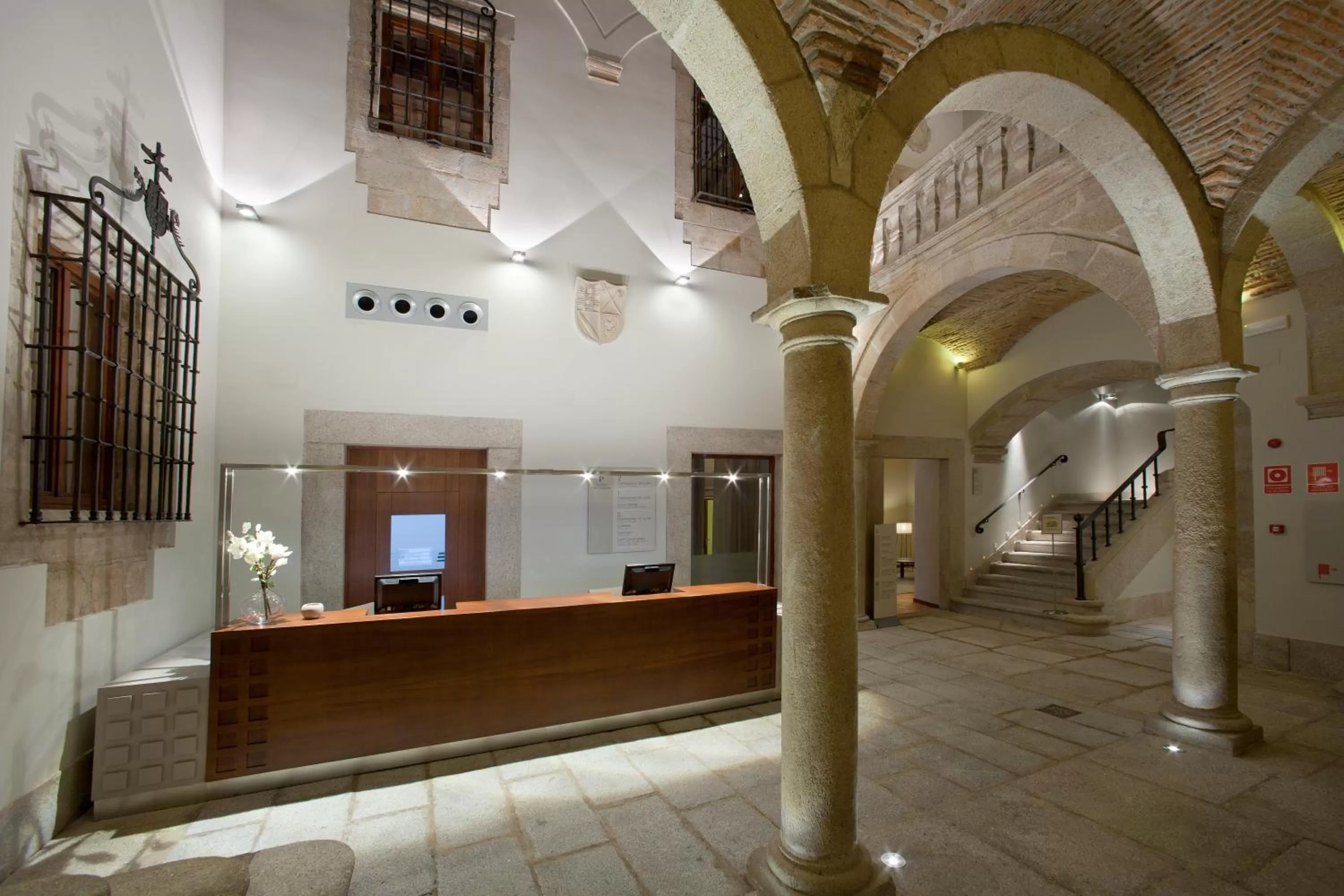 Lobby or reception in Parador de Caceres