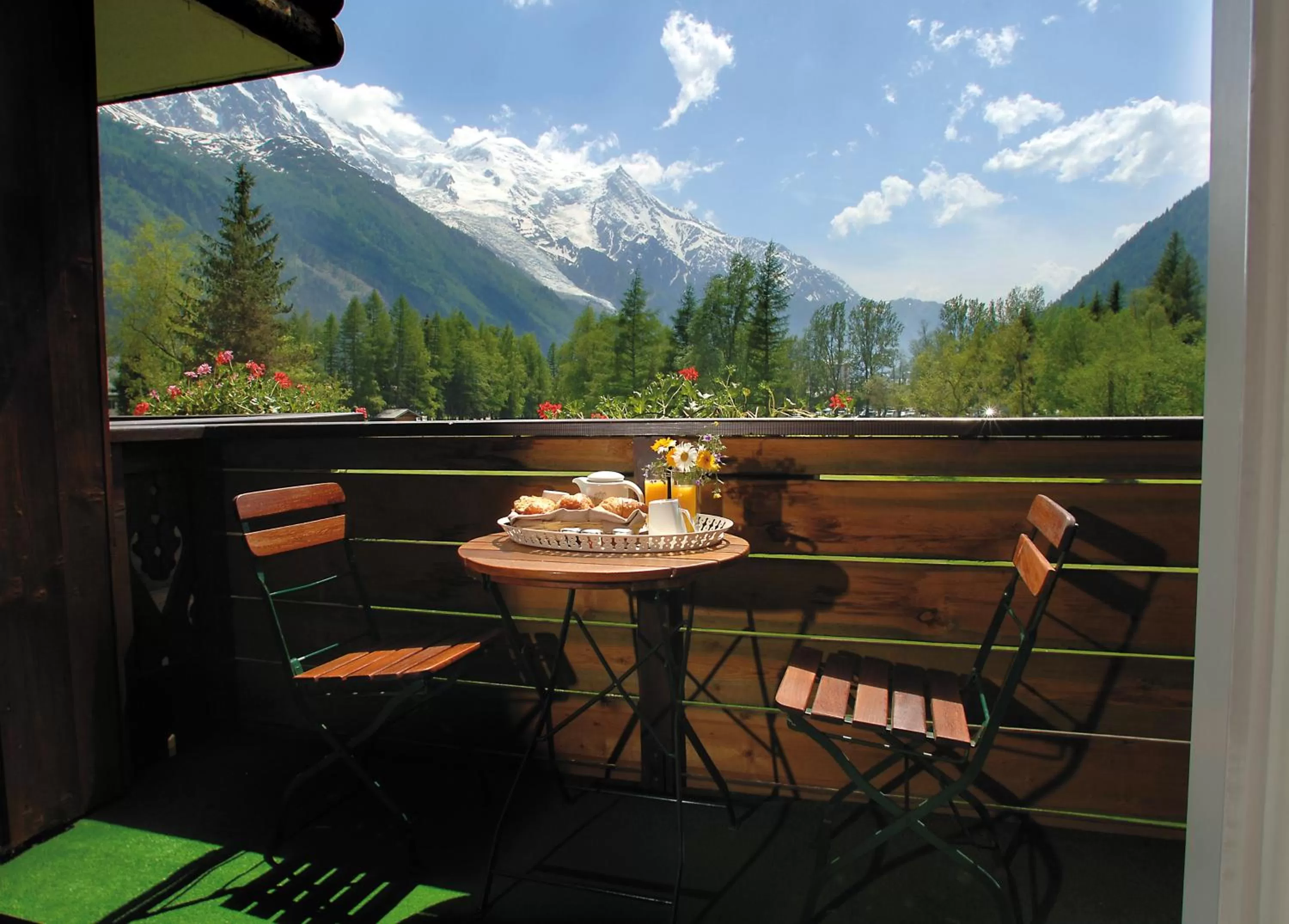 Spring in Hôtel Le Labrador