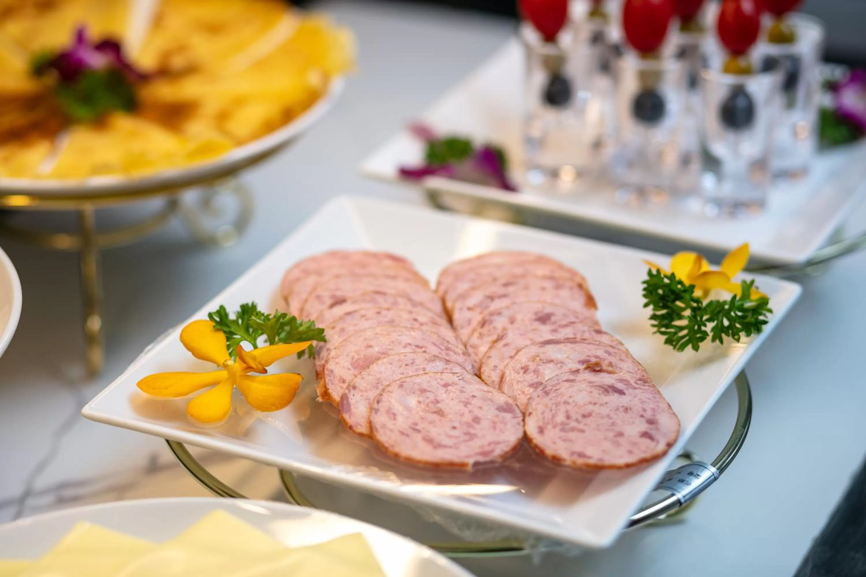 Breakfast in Shining Central Hotel & Spa