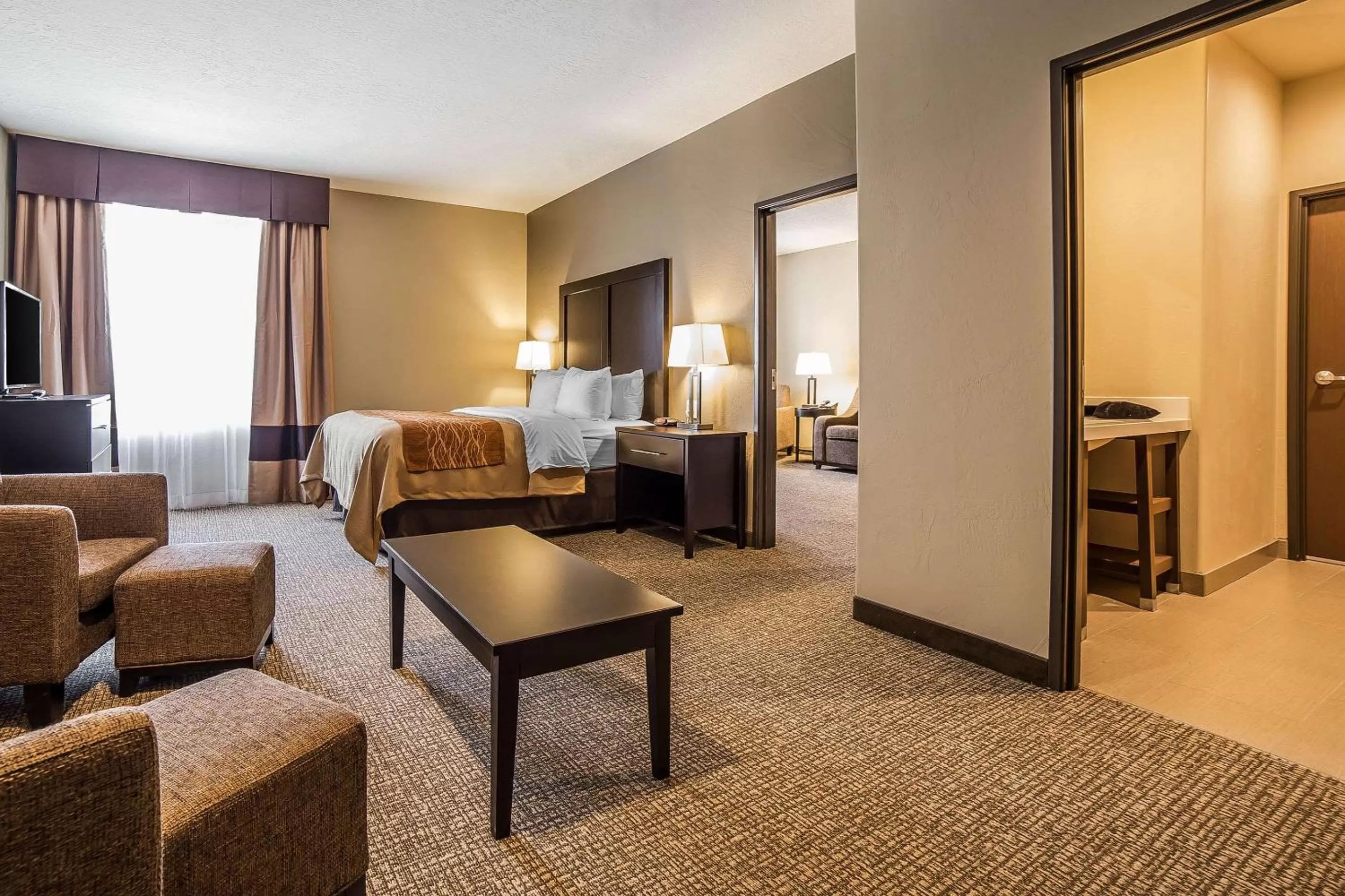 Photo of the whole room, Bed in Comfort Inn & Suites Vernal - National Monument Area
