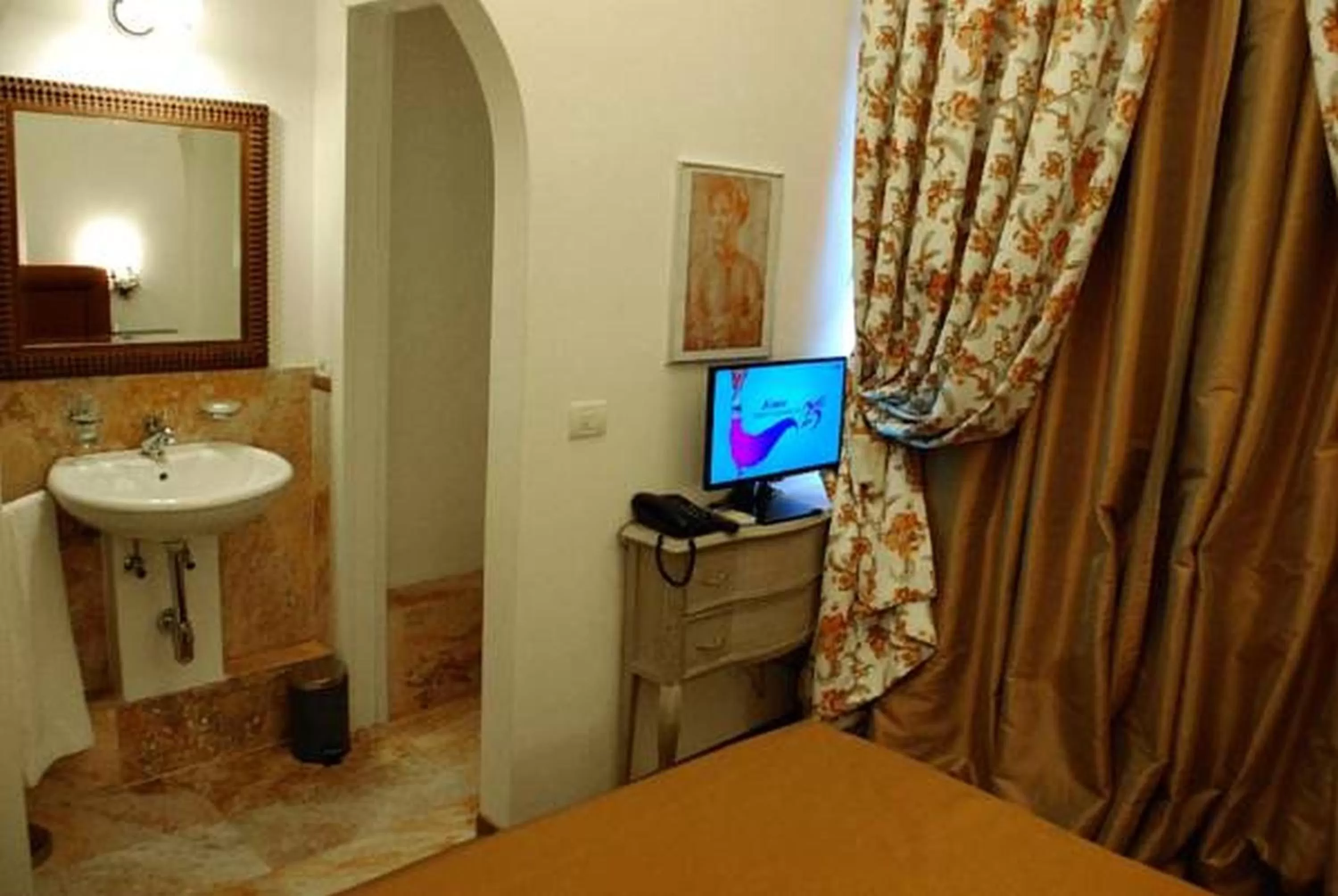 Grand Boutique Hotel