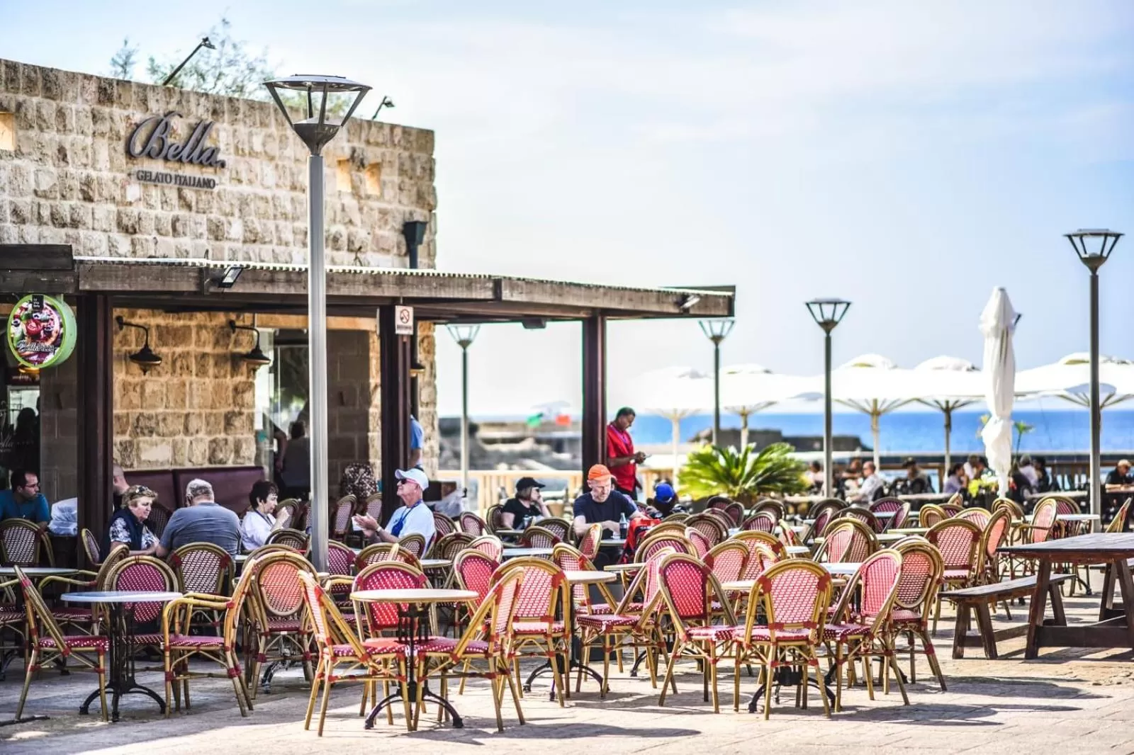 Restaurant/Places to Eat in Suite Marina Caesarea