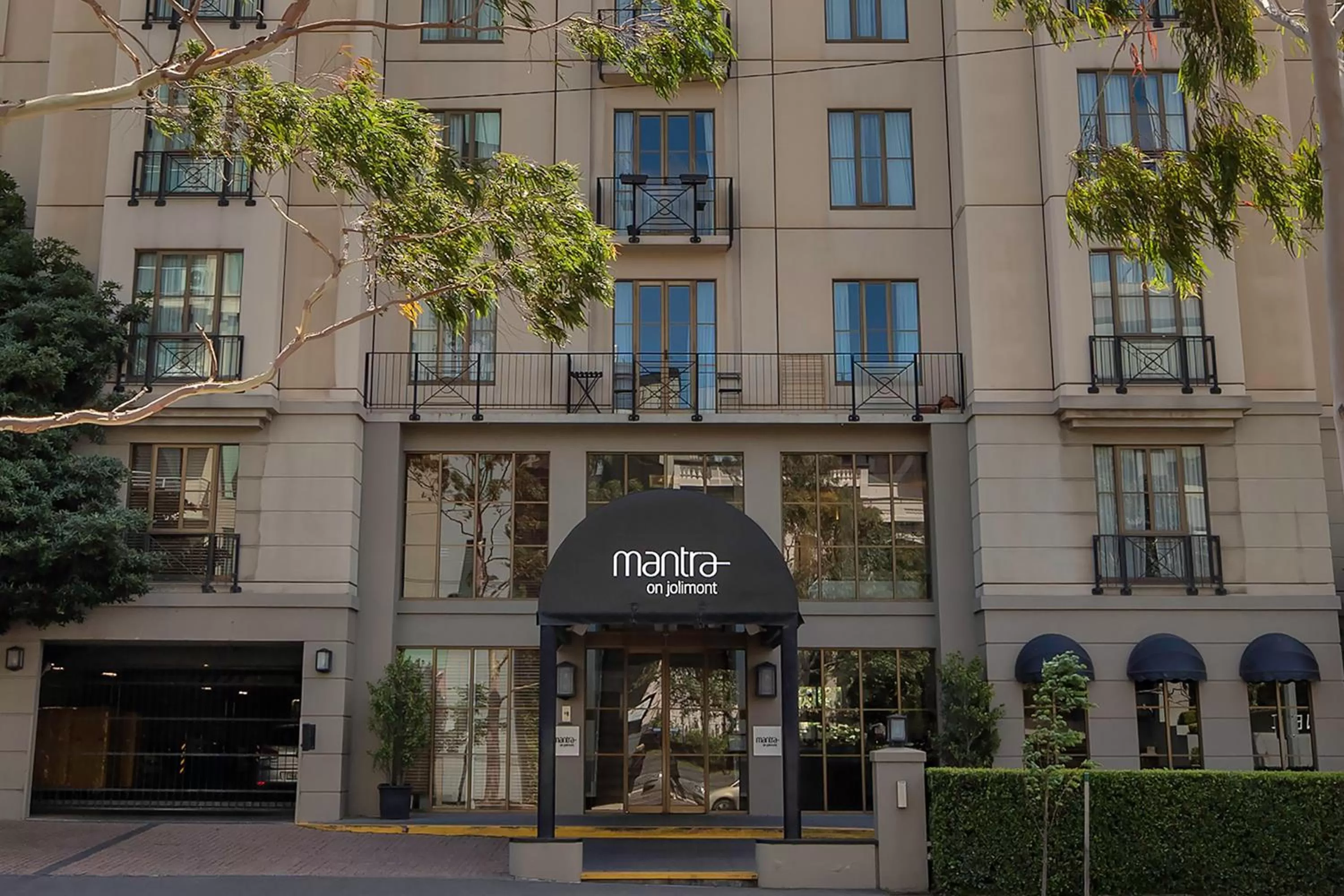 Property building in Mantra on Jolimont Melbourne