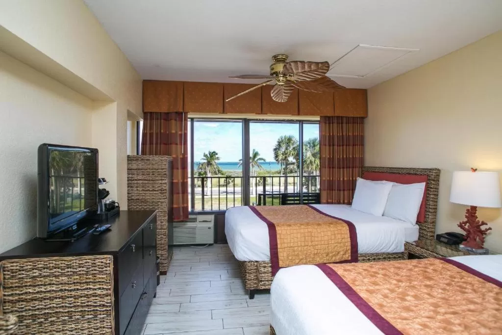 Double Room With Ocean View Balcony Handicap in Royal Inn Beach Hutchinson Island