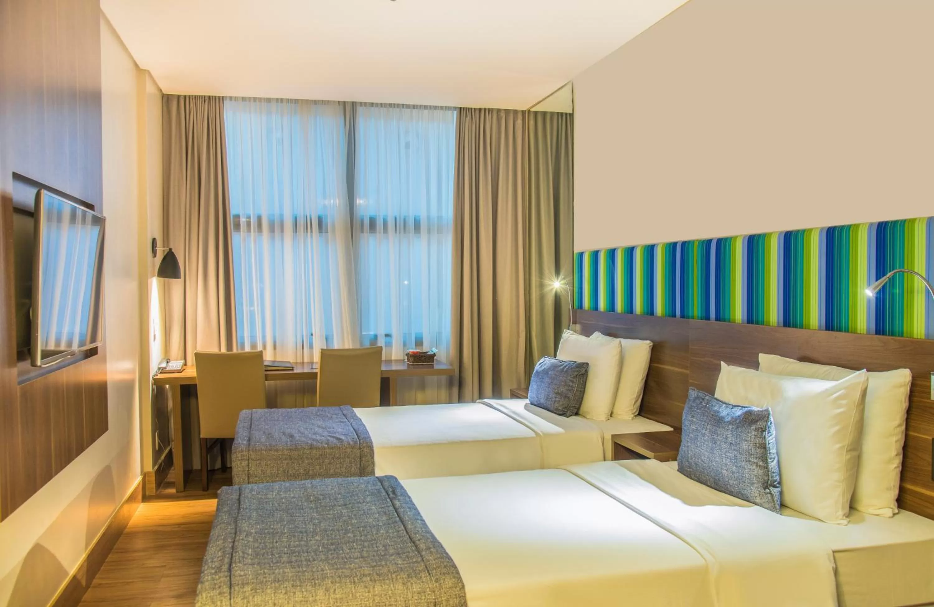 Bed in Prodigy Santos Dumont by Wish