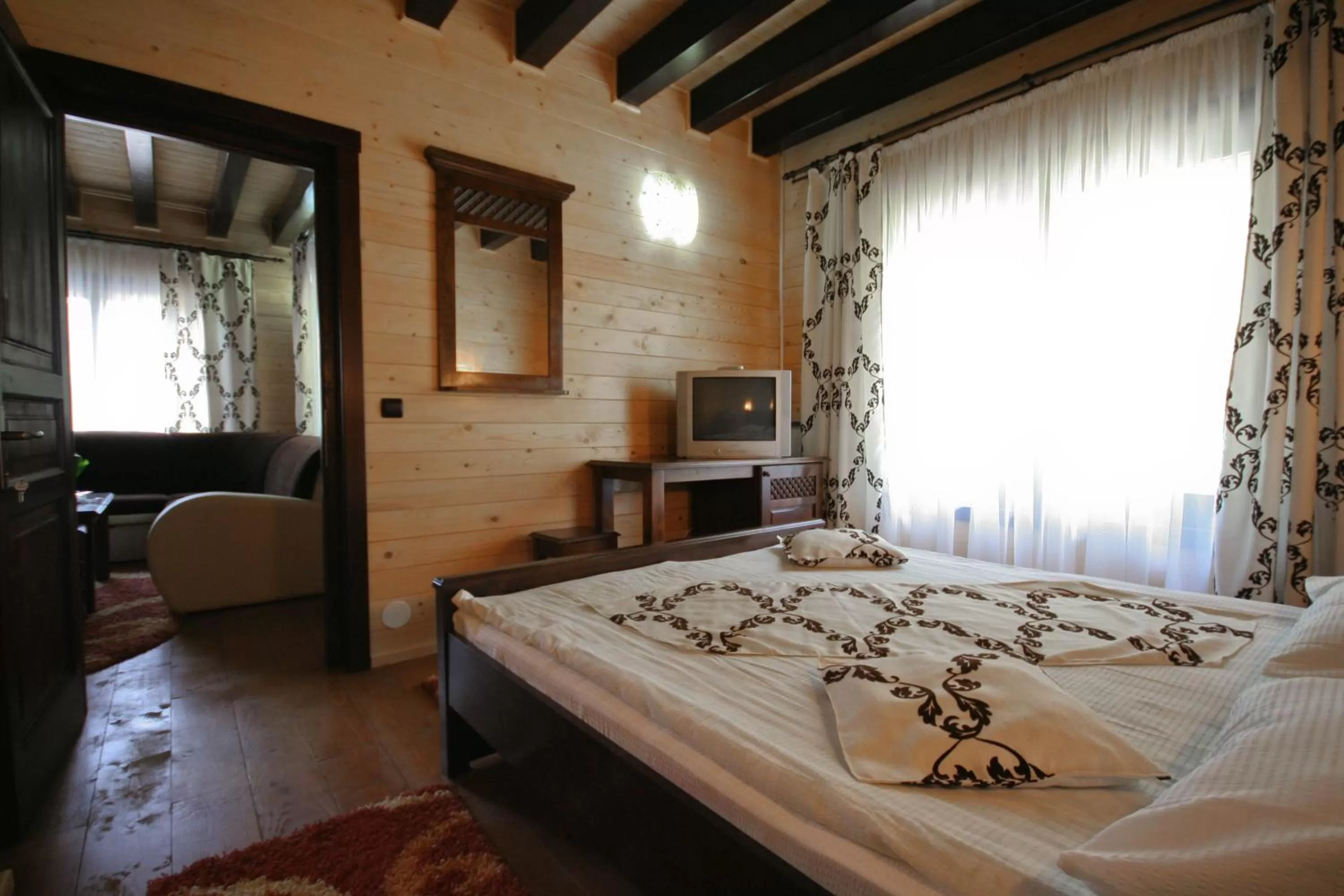 TV and multimedia, Bed in Complex Turistic Le Baron