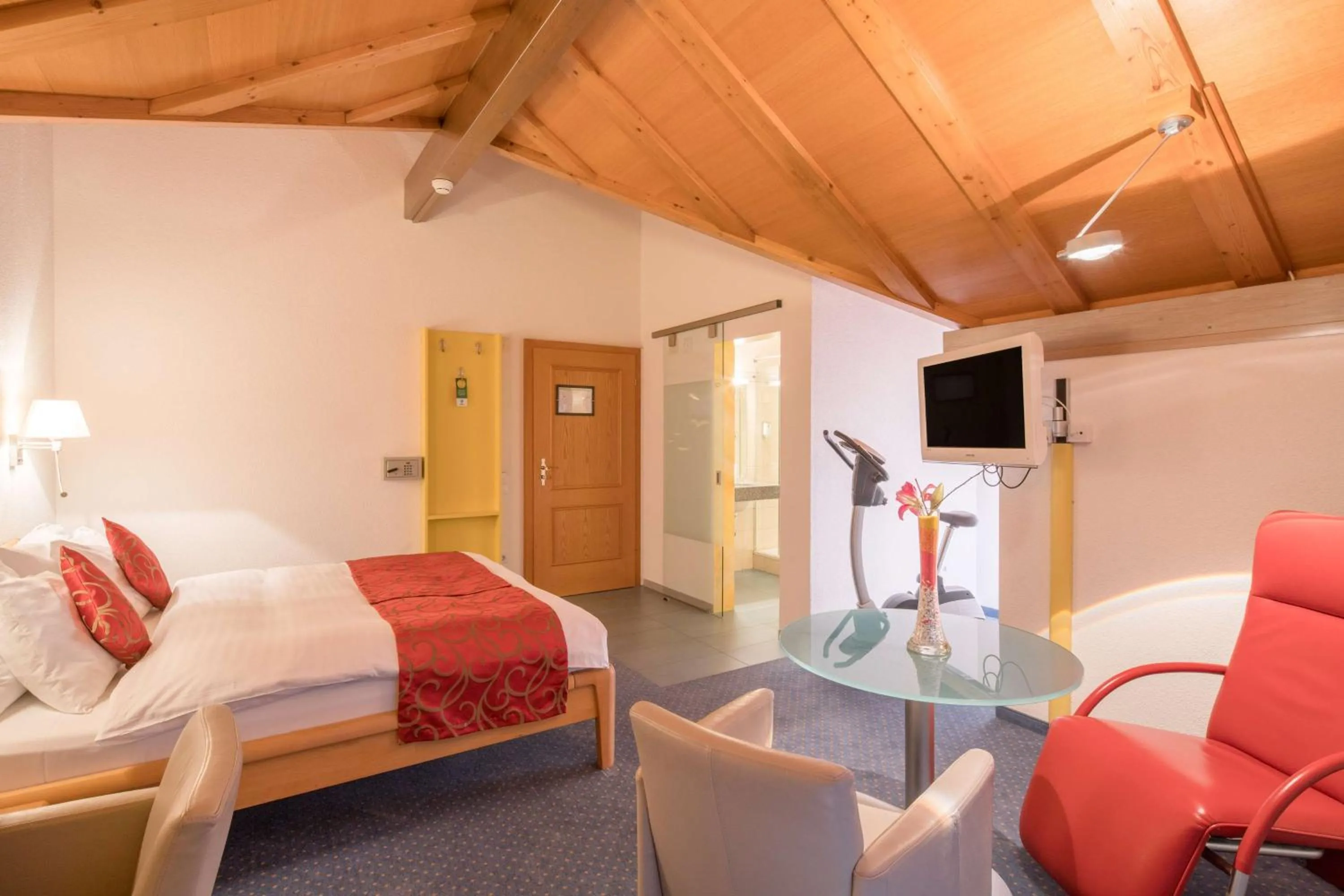 Photo of the whole room, Bed in Best Western Hotel Rebstock