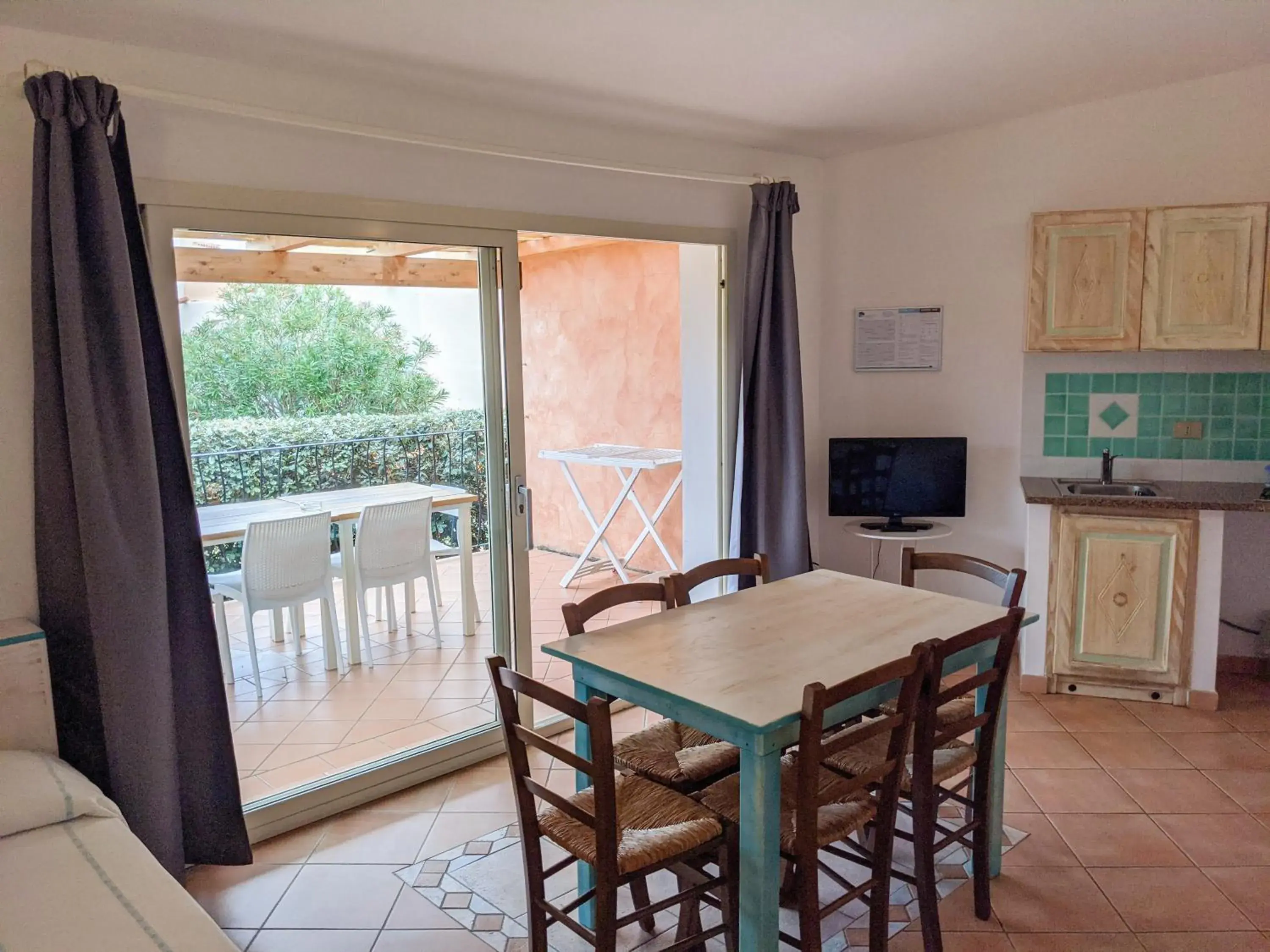 Standard Two-Bedroom Apartment in Residence Hotel Lu Nibareddu Standard Two-Bedroom Apartment in Residence Hotel Lu Nibareddu