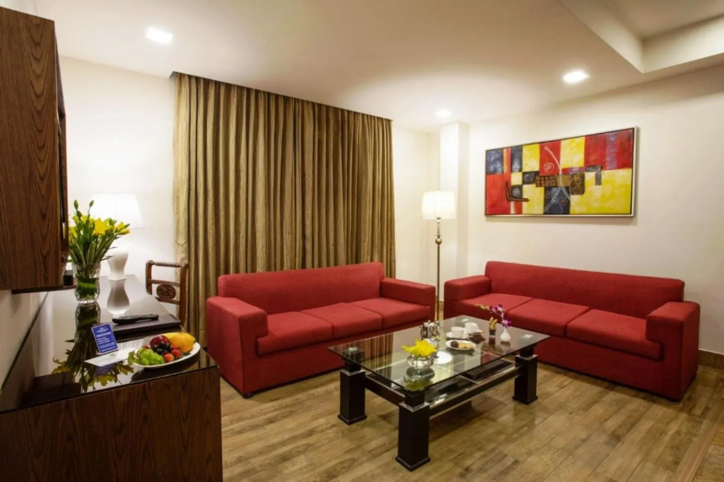 Living room in Taurus Sarovar Portico