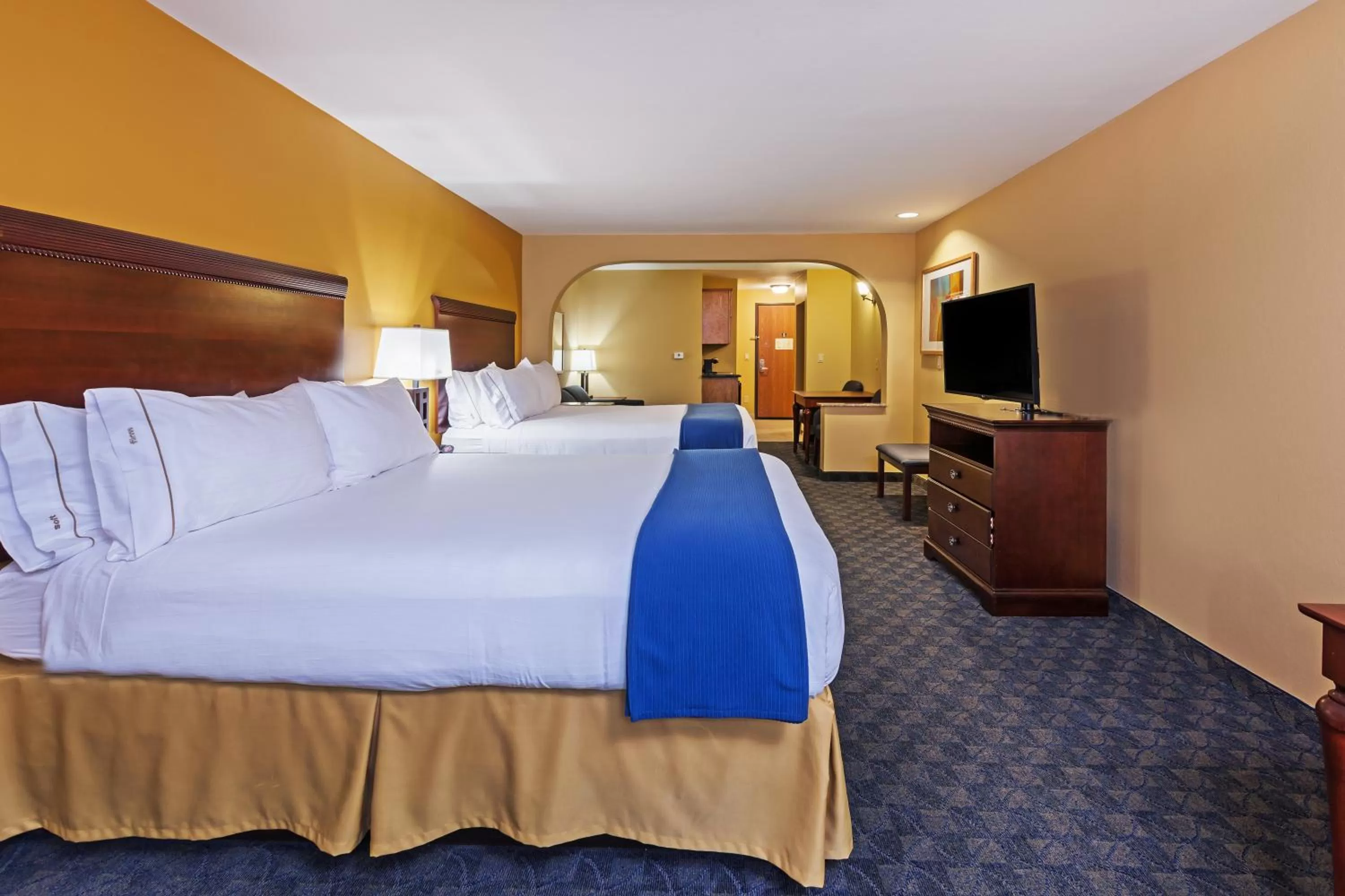 Photo of the whole room, Bed in Holiday Inn Express & Suites, Corpus Christi NW, Calallen by IHG
