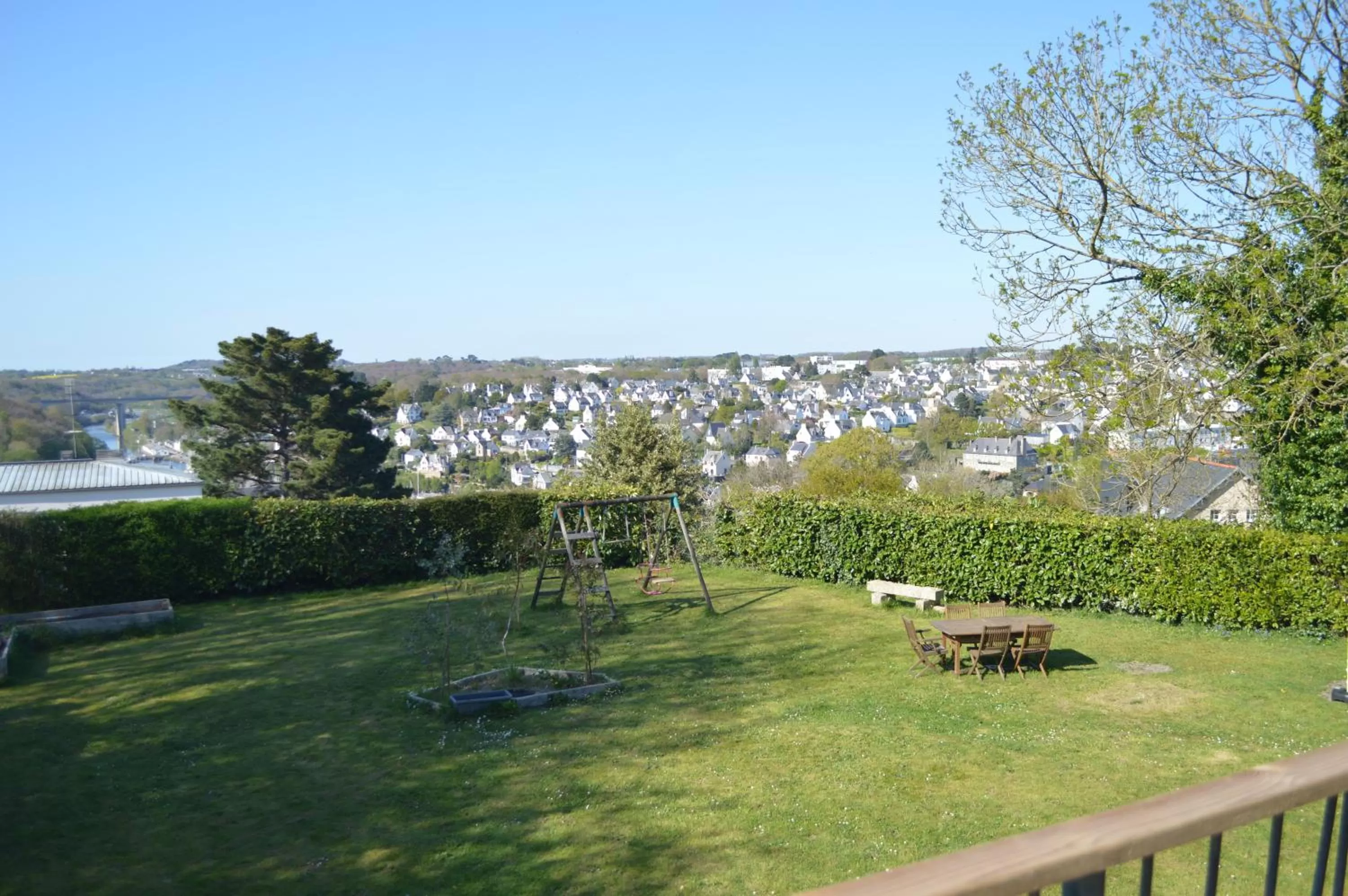 Garden view in La Passerelle
