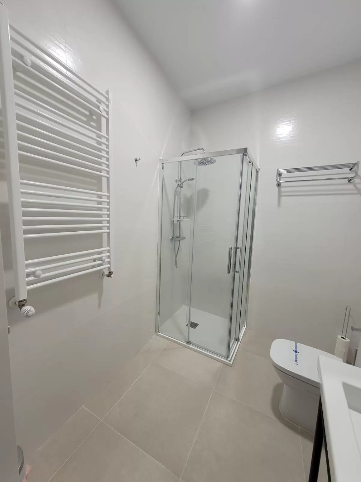 Bathroom in Casa Rural "Laplaza23"