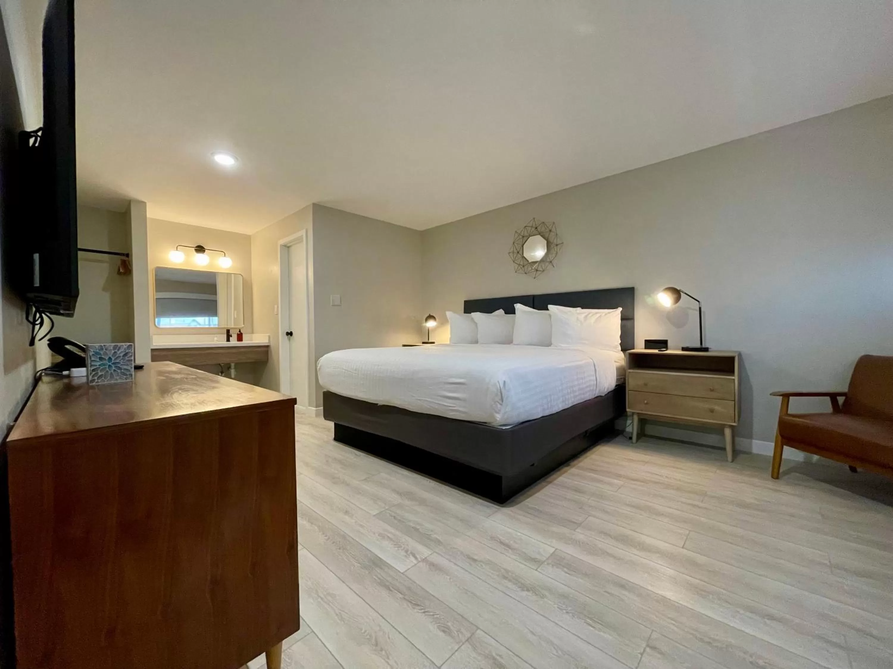 Bedroom, Bed in Arizona Sunset Inn & Suites