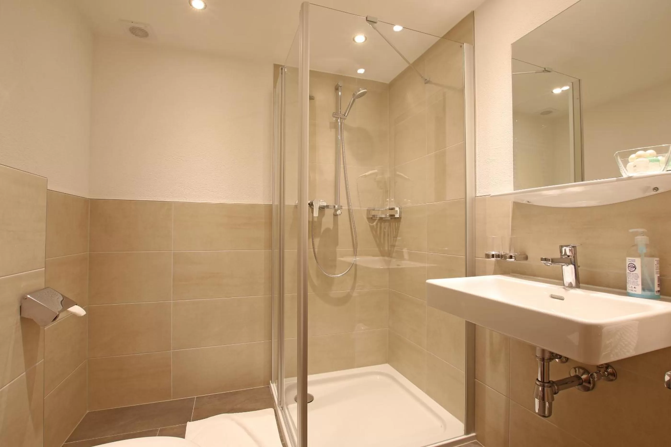 Bathroom in Pension Fuchs