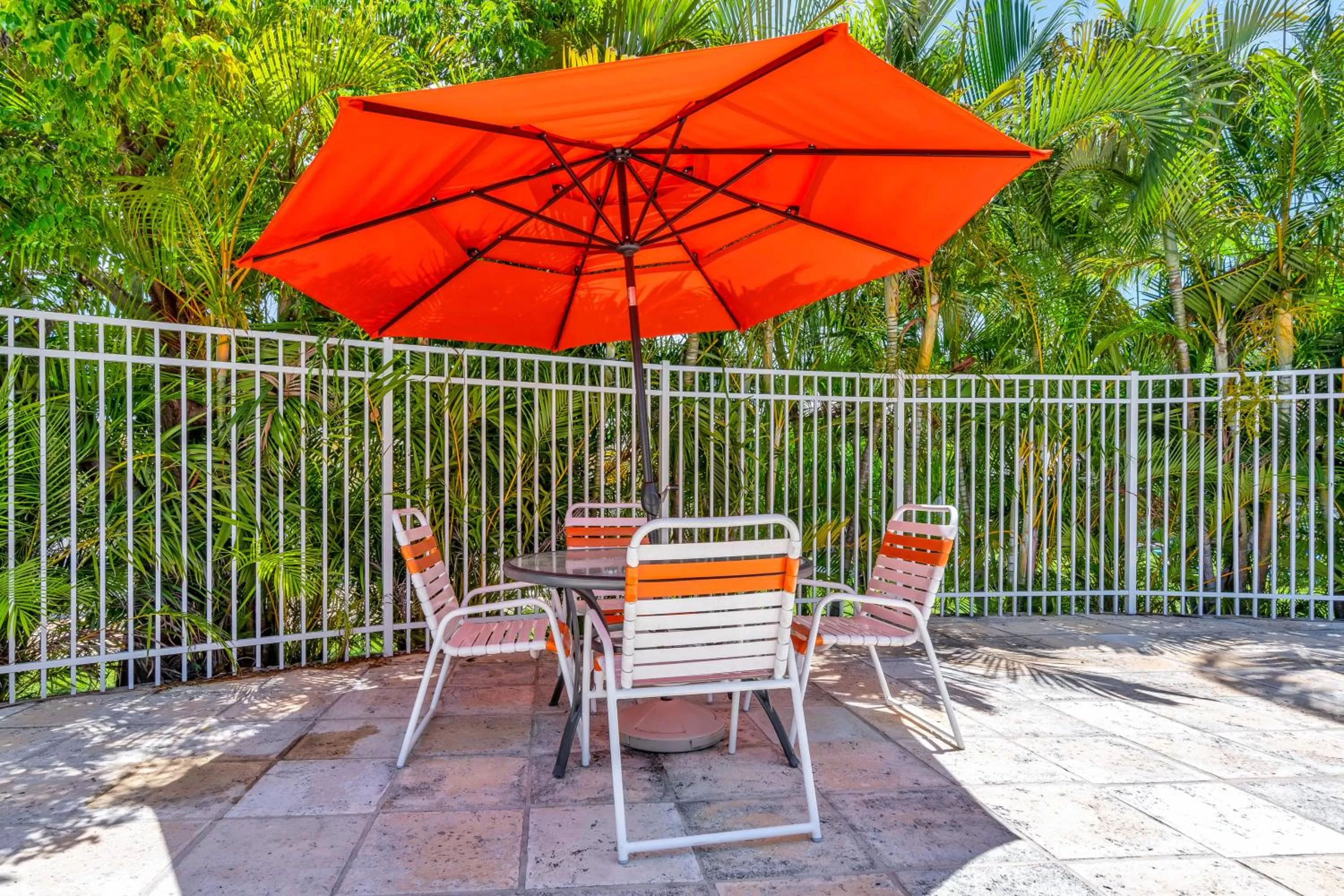 Seating area in Coconut Cay Resort