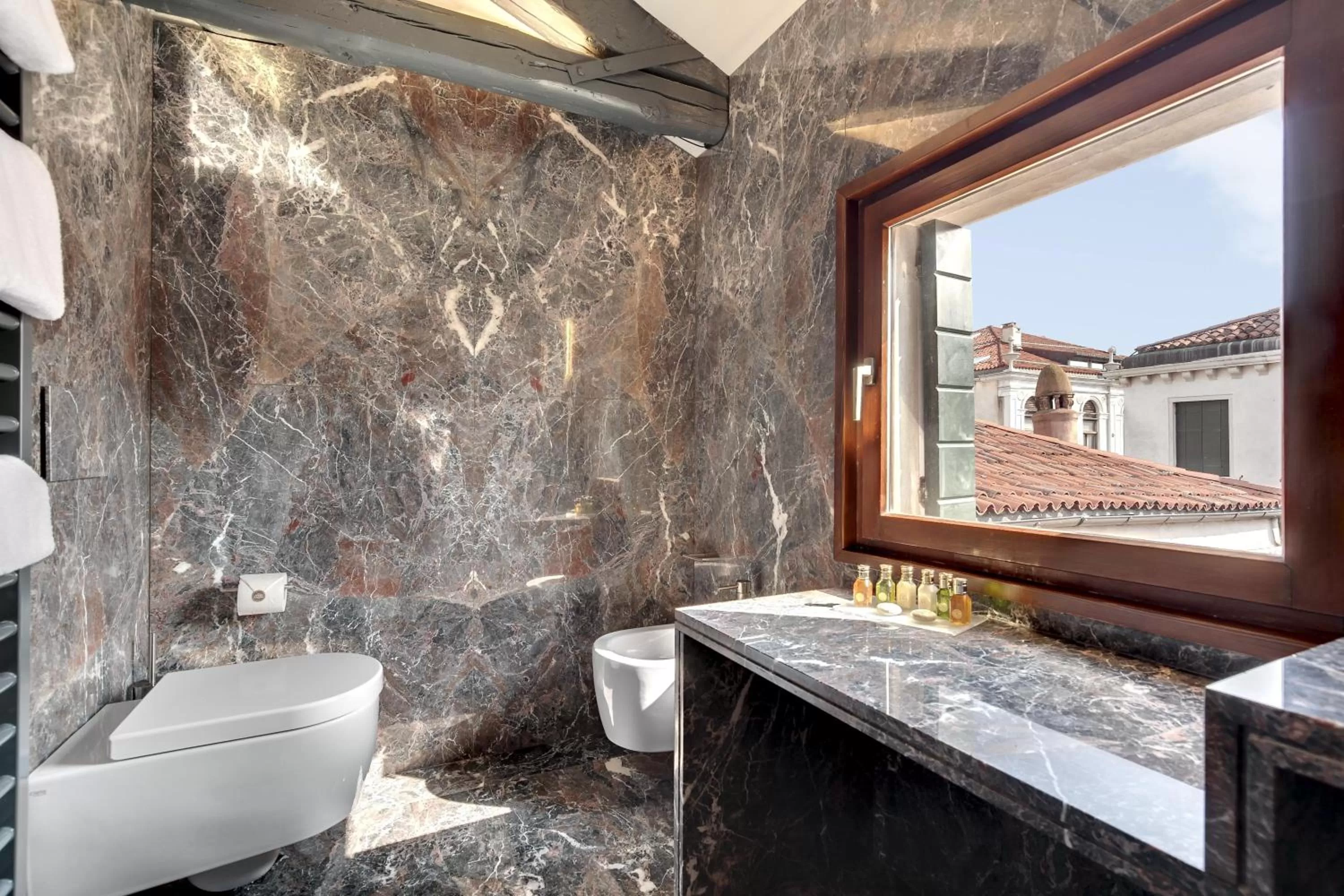 Bathroom in Hotel Donà Palace