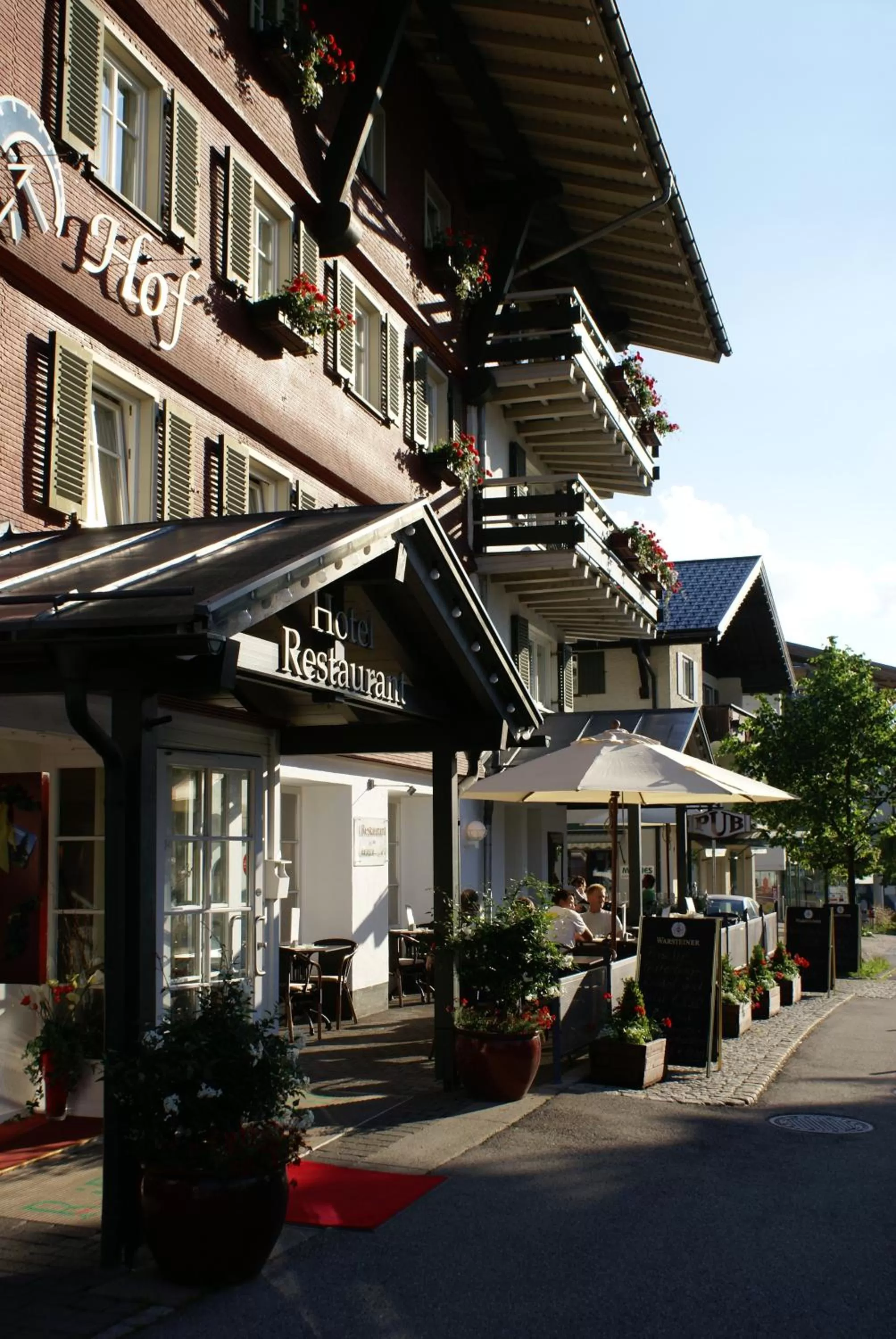 Facade/entrance in Hotel Riezler Hof