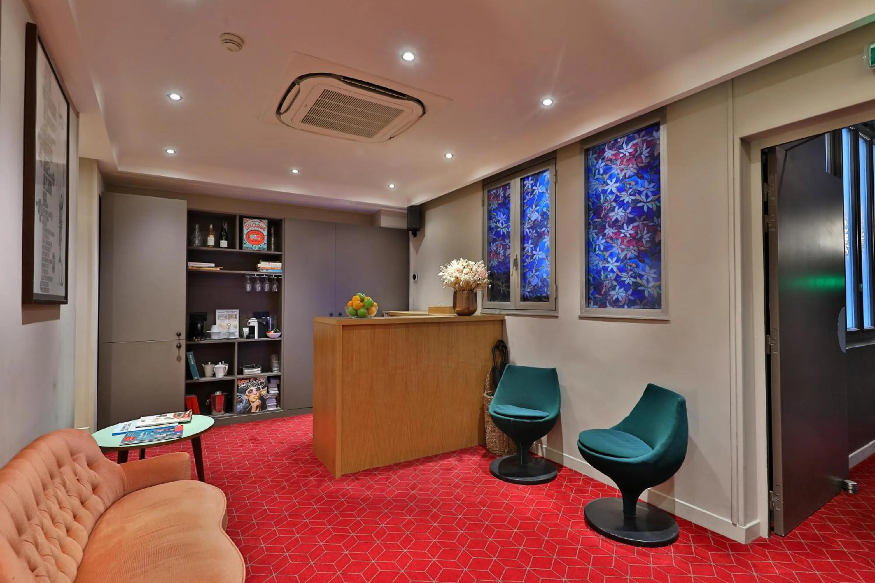 Lobby or reception in Hôtel Louvre Richelieu