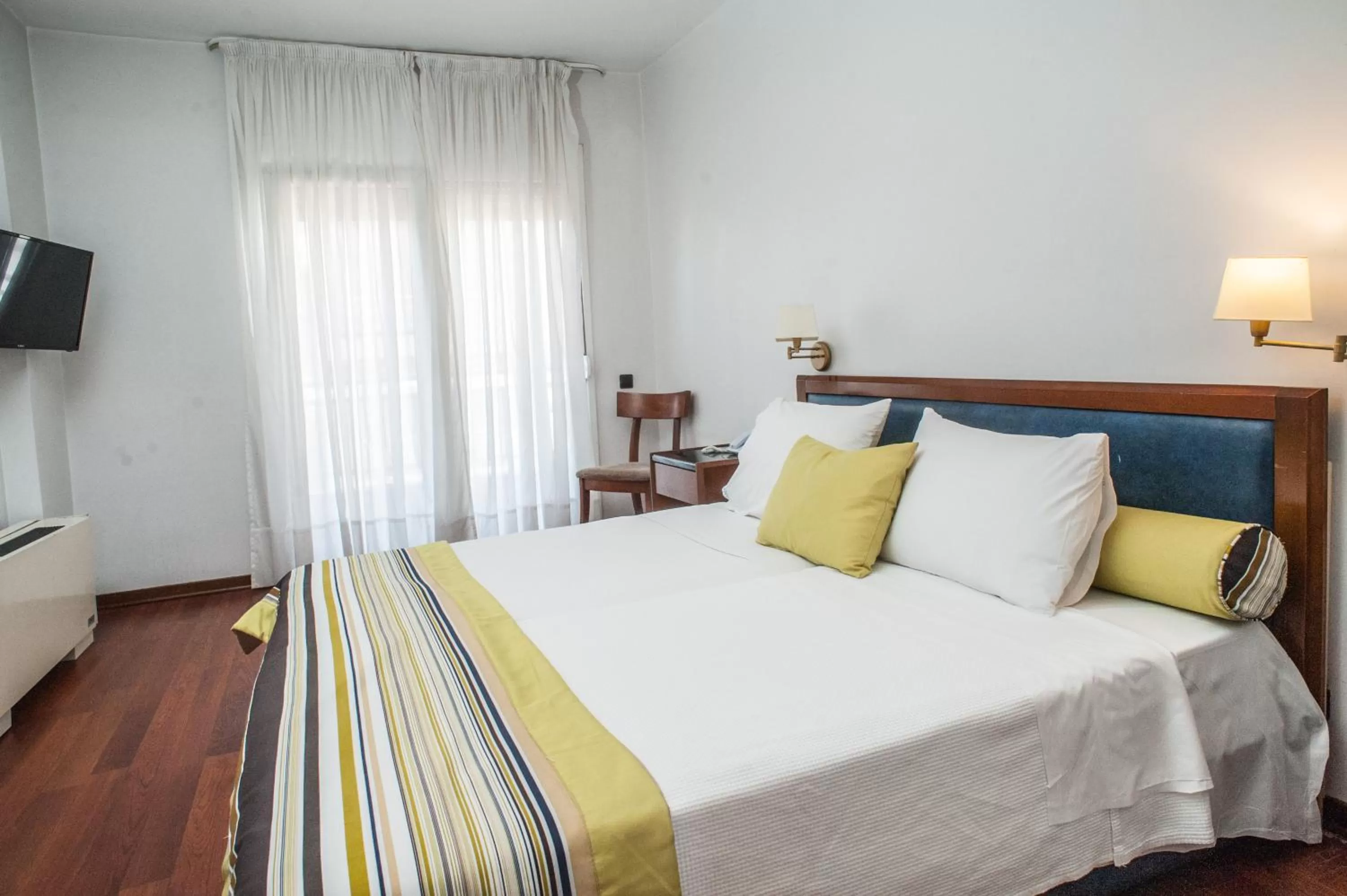 Bedroom, Bed in Hotel Aigli