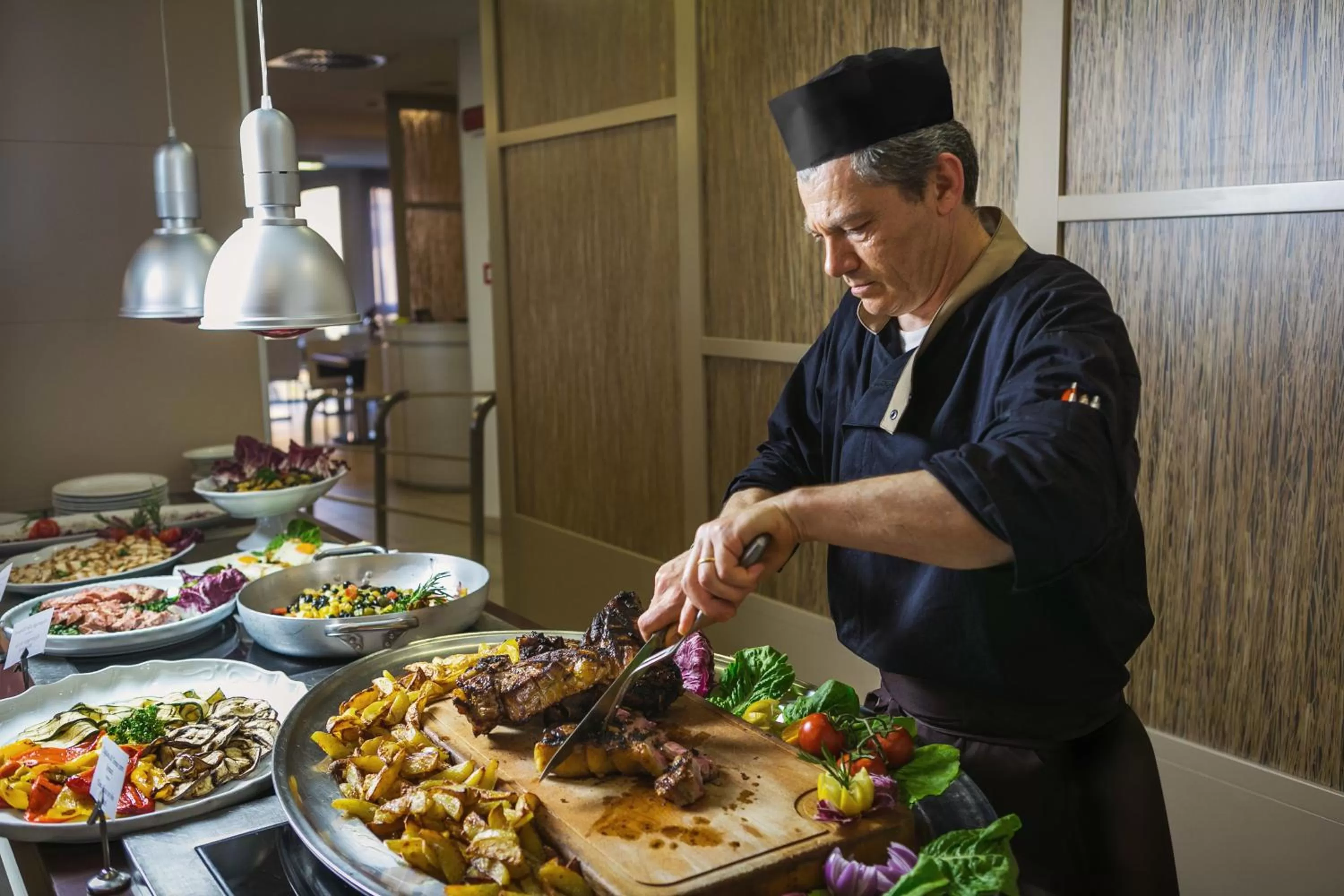 Dinner in Yes Hotel Touring & SPA