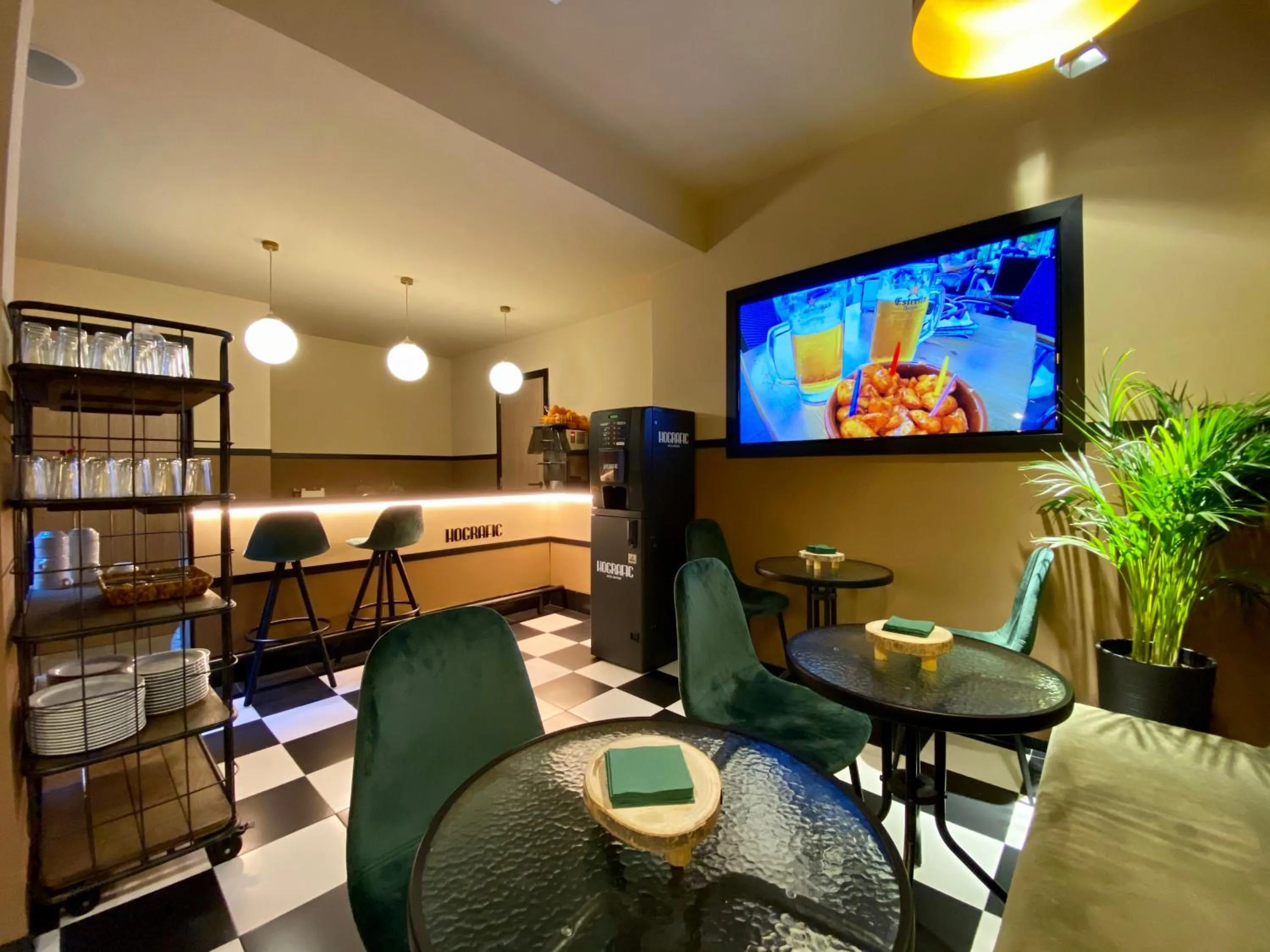 Lounge or bar in Hografic Hotel