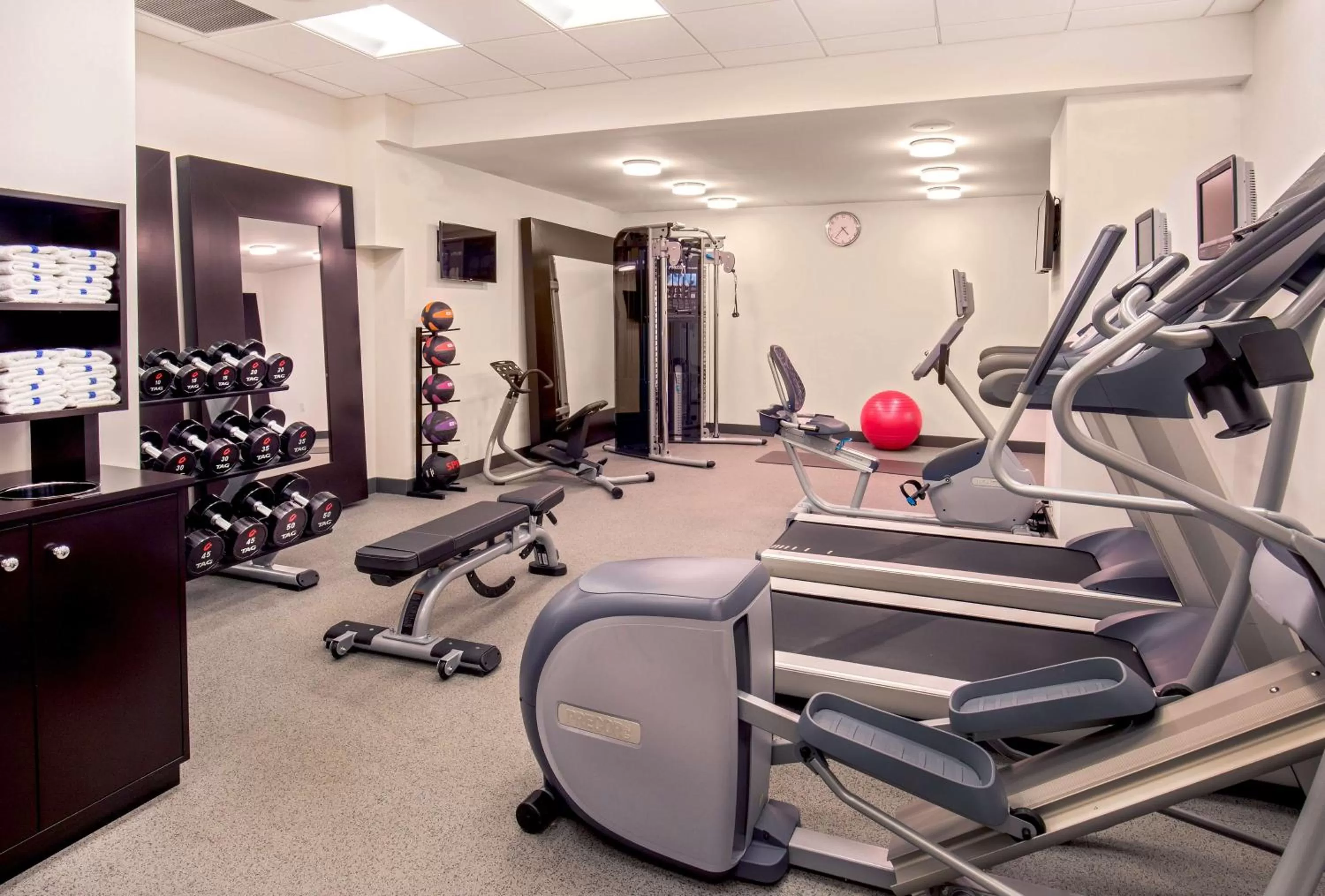 Fitness centre/facilities in Hilton Garden Inn NYC Financial Center/Manhattan Downtown