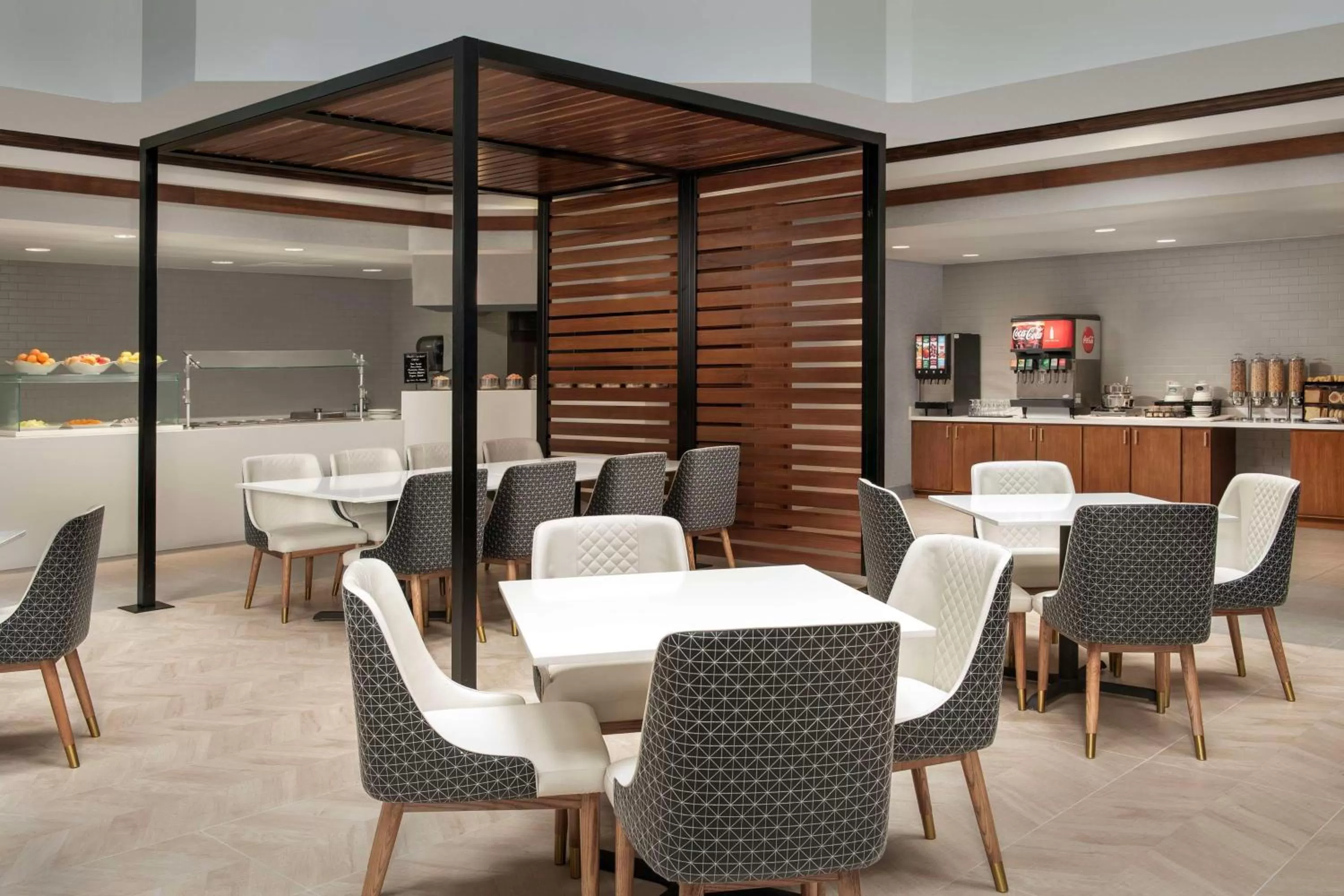 Breakfast in Embassy Suites by Hilton Dulles North Loudoun