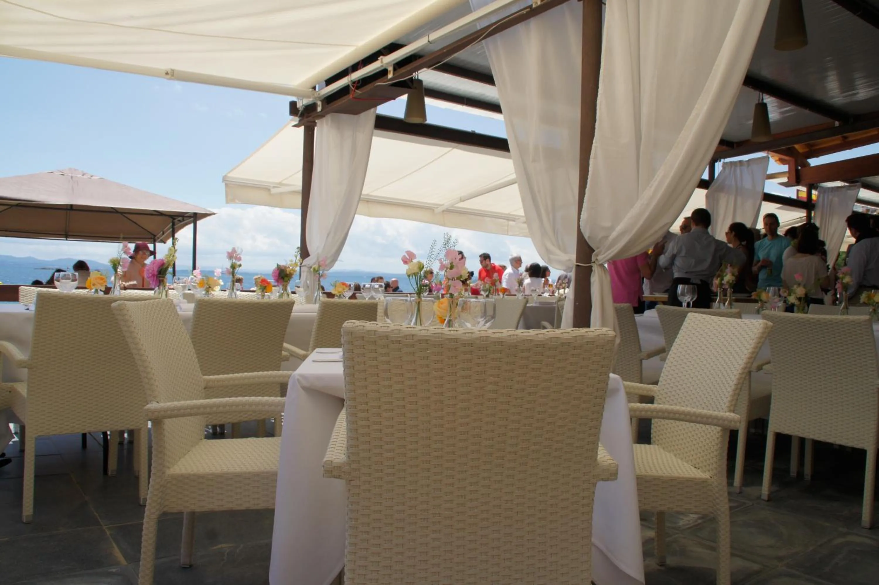 Restaurant/places to eat in Canyelles Platja