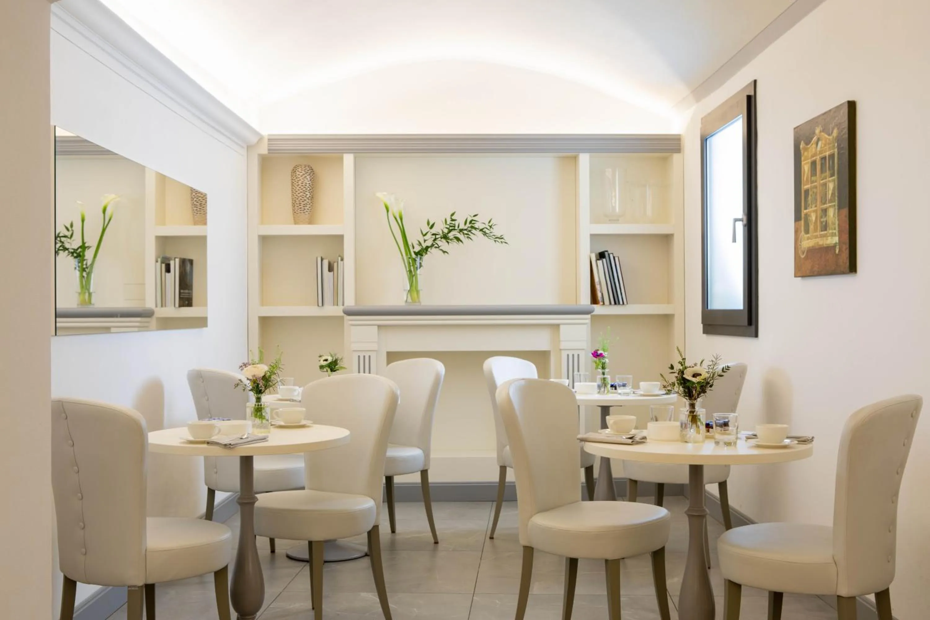 Restaurant/places to eat in Hotel Touring