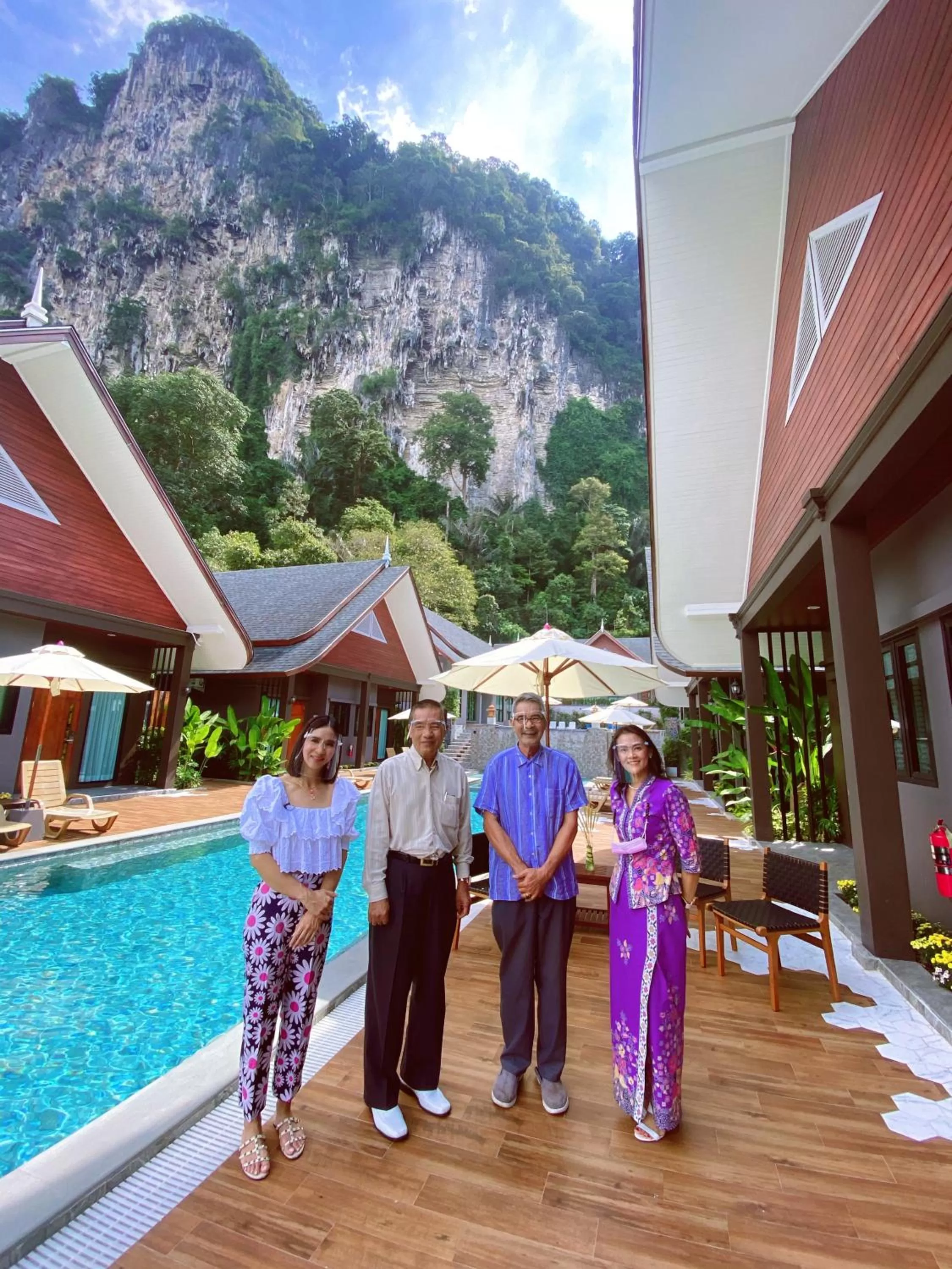 Swimming pool in The Scene Cliff View Villas